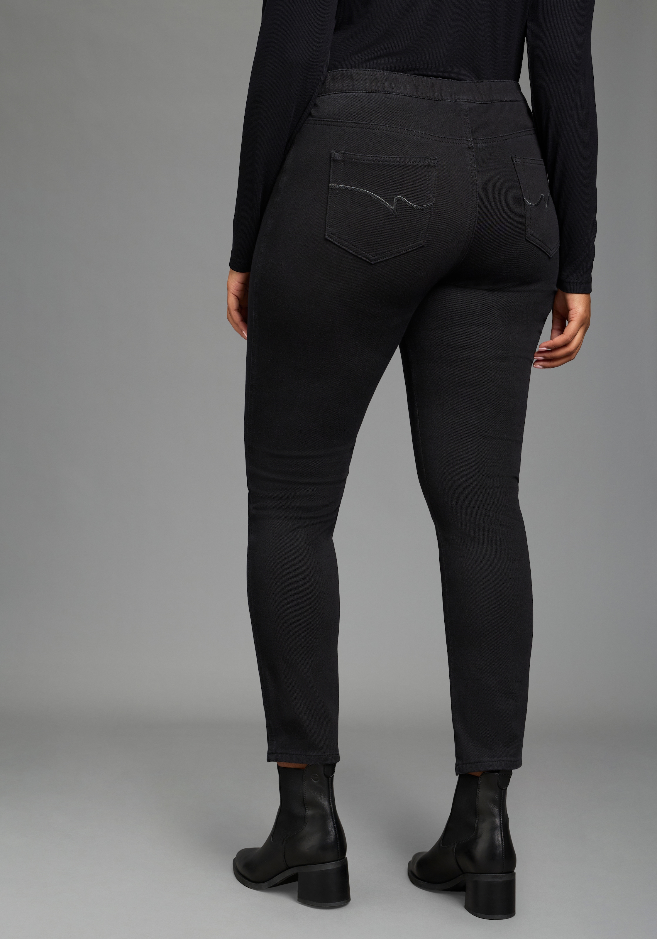 Laura Scott CURVE Jeansjeggings »Große Größen, im 4 Way Stretch, Quer- und Längselastisch« mit Eingrifftaschen, Gesäßtaschen und Coinpocket, lange Schnittform