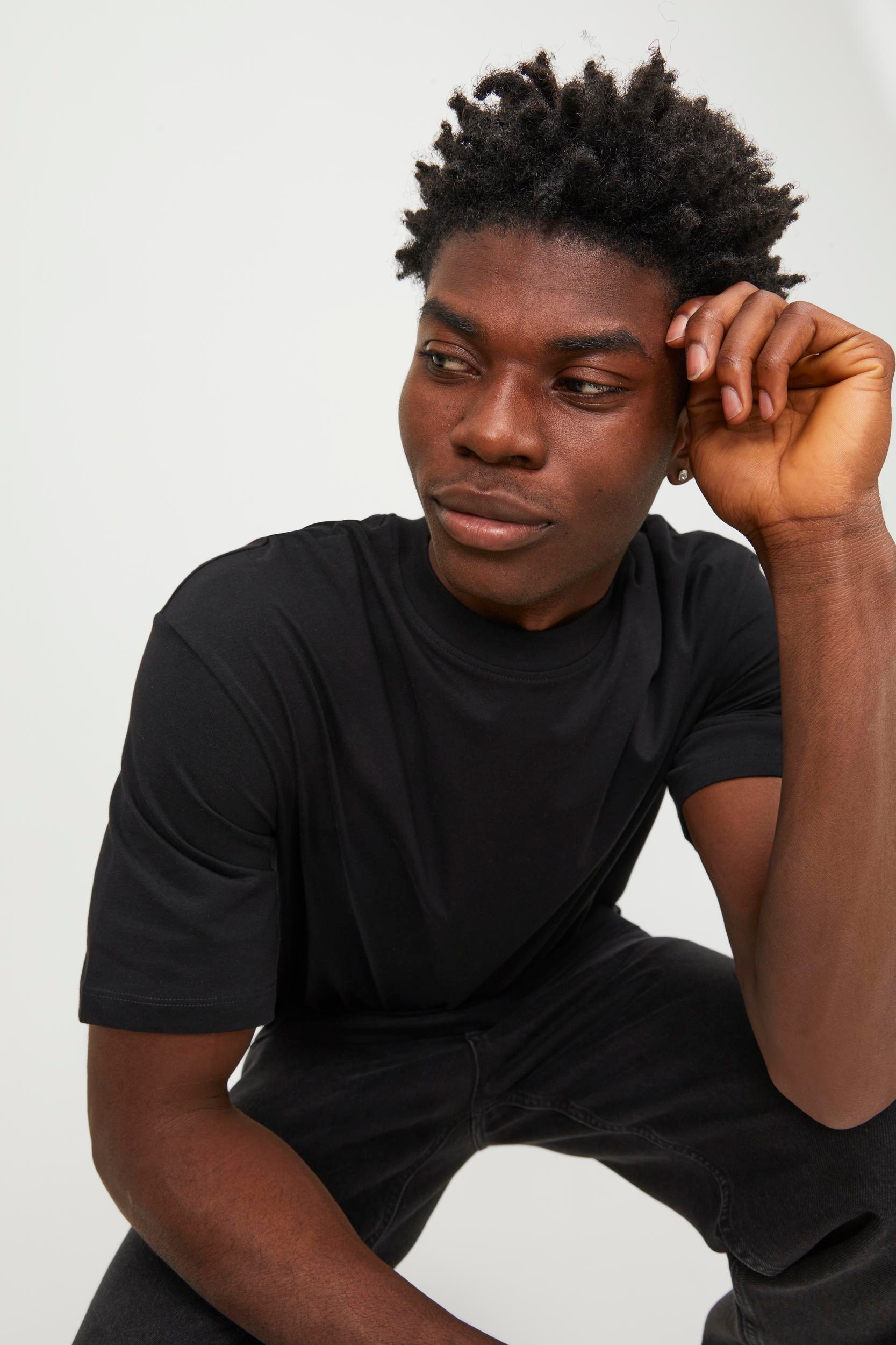 Jack & Jones Oversize-Shirt »JJEBRADLEY TEE SS O-NECK NOOS«, mit Rundhalsausschnitt