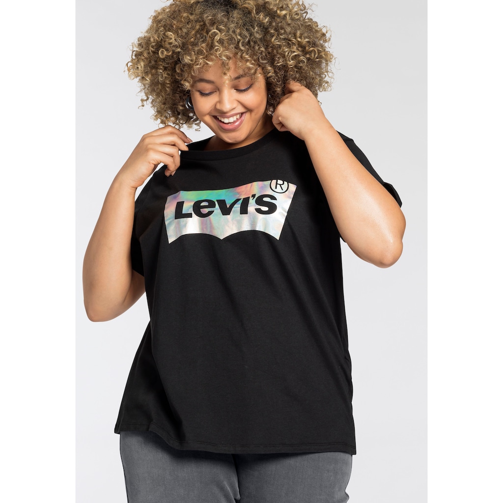 Levi's® Plus Kurzarmshirt »PL PERFECT TEE« Markenlogo im holografischen Look