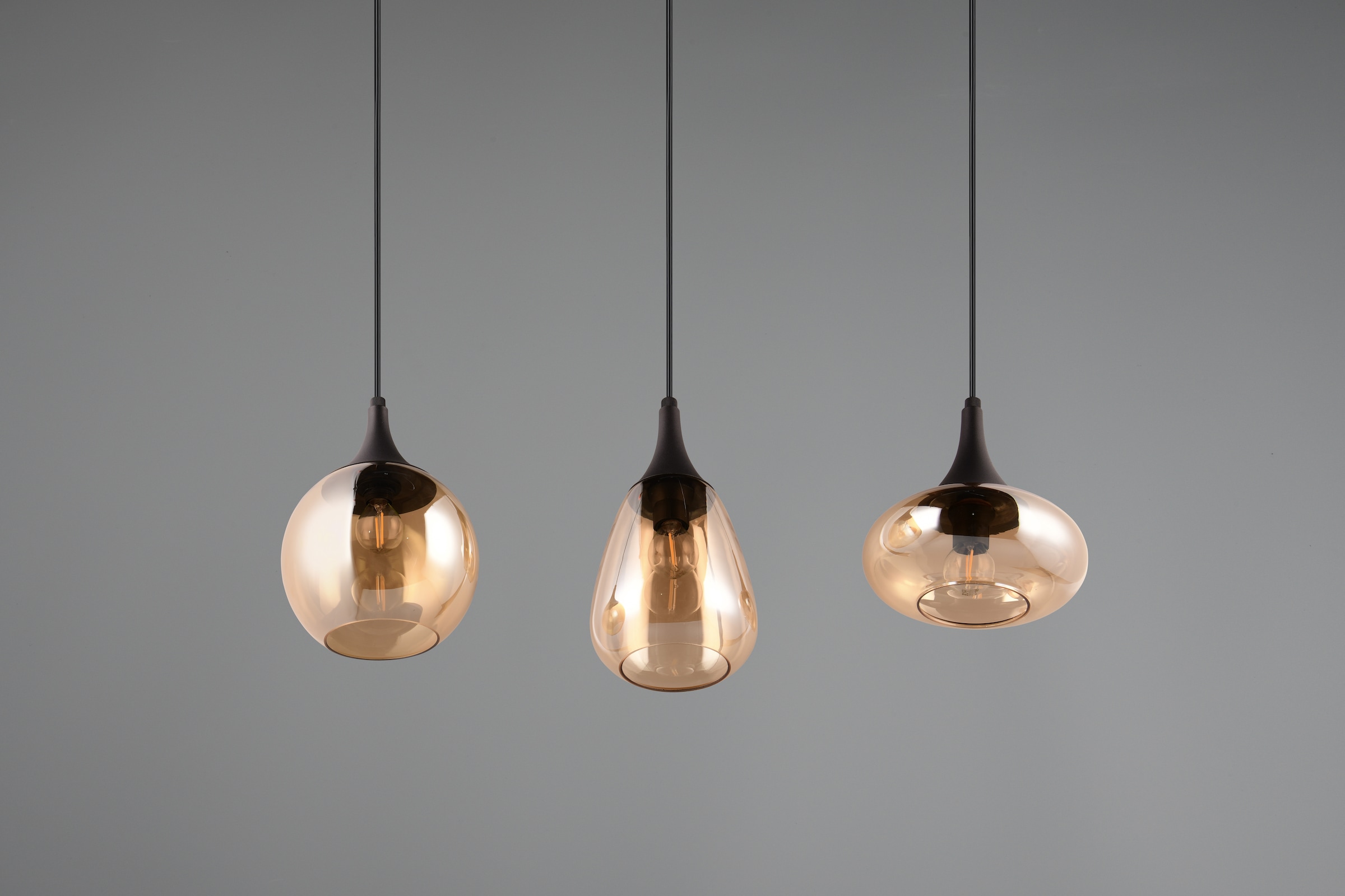 TRIO Leuchten Pendelleuchte »Lumina, E14 Hängelampe 3-flammig Glasschirme in 3 Formen amberfarbig« E14 1 Stk. warmweiß - kaltweiß exkl 3x E14 max 40W, Hängeleuchte höhenverstellbar bis max 150 cm
