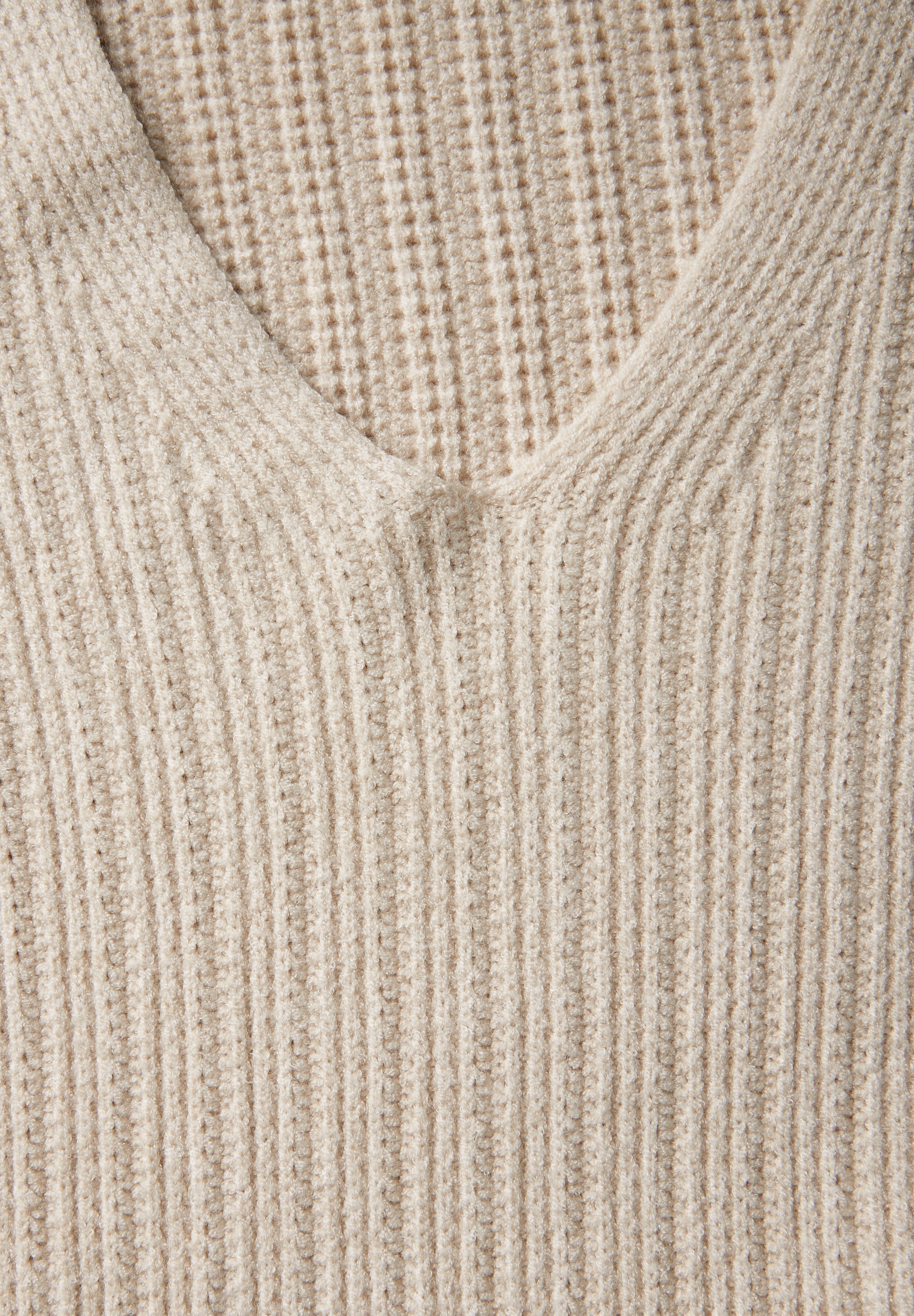 STREET ONE V-Ausschnitt-Pullover, mit Rippstruktur