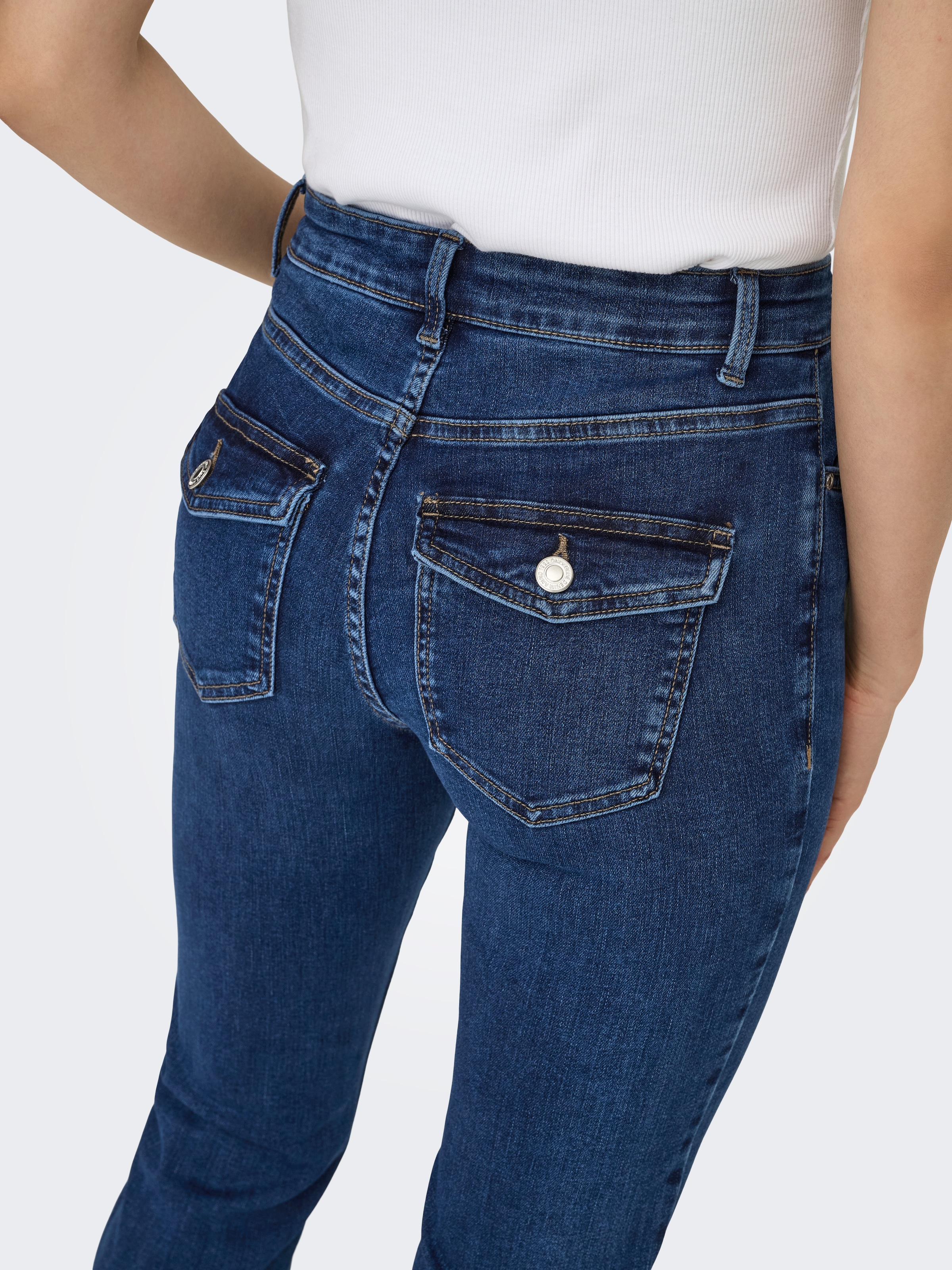 ONLY Bootcut-Jeans »ONLBLUSH MW B-POC FLARED DNM PIM134 NOOS«