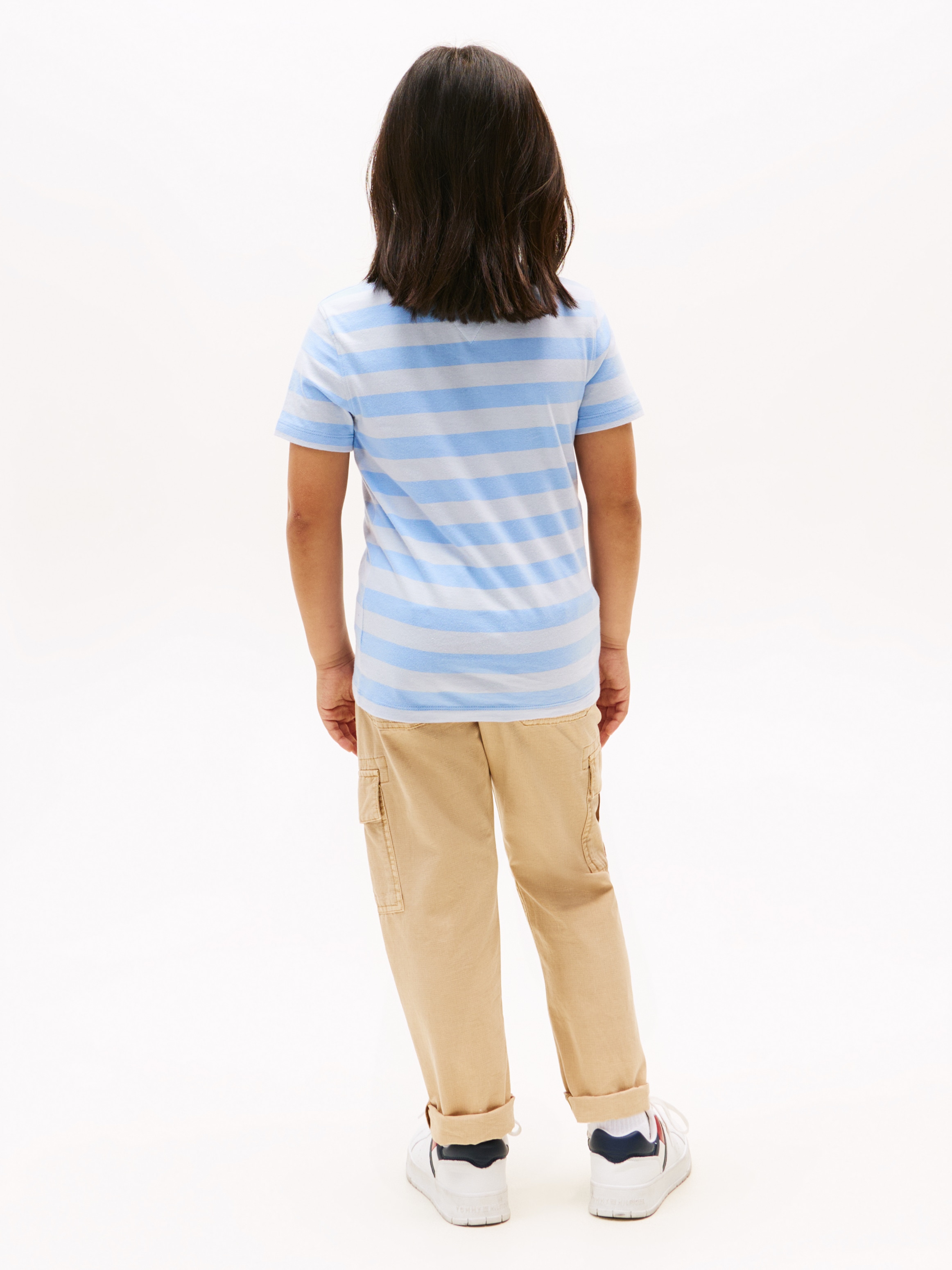 Tommy Hilfiger T-Shirt »ESSENTIAL COTTON TEE S/S«, mit Logostickerei