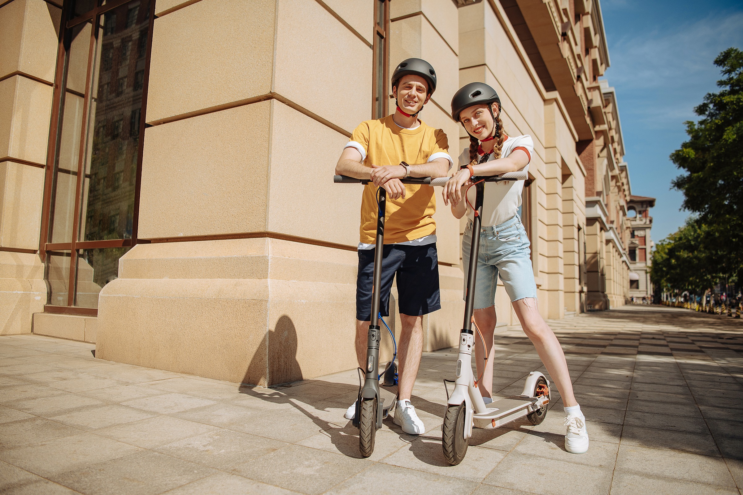 Xiaomi E-Scooter »Mi Electric Scooter 3 Lite 8,5 Zoll«, Electric Scooter, mit Straßenzulassung, bis zu 20 km Reichweite