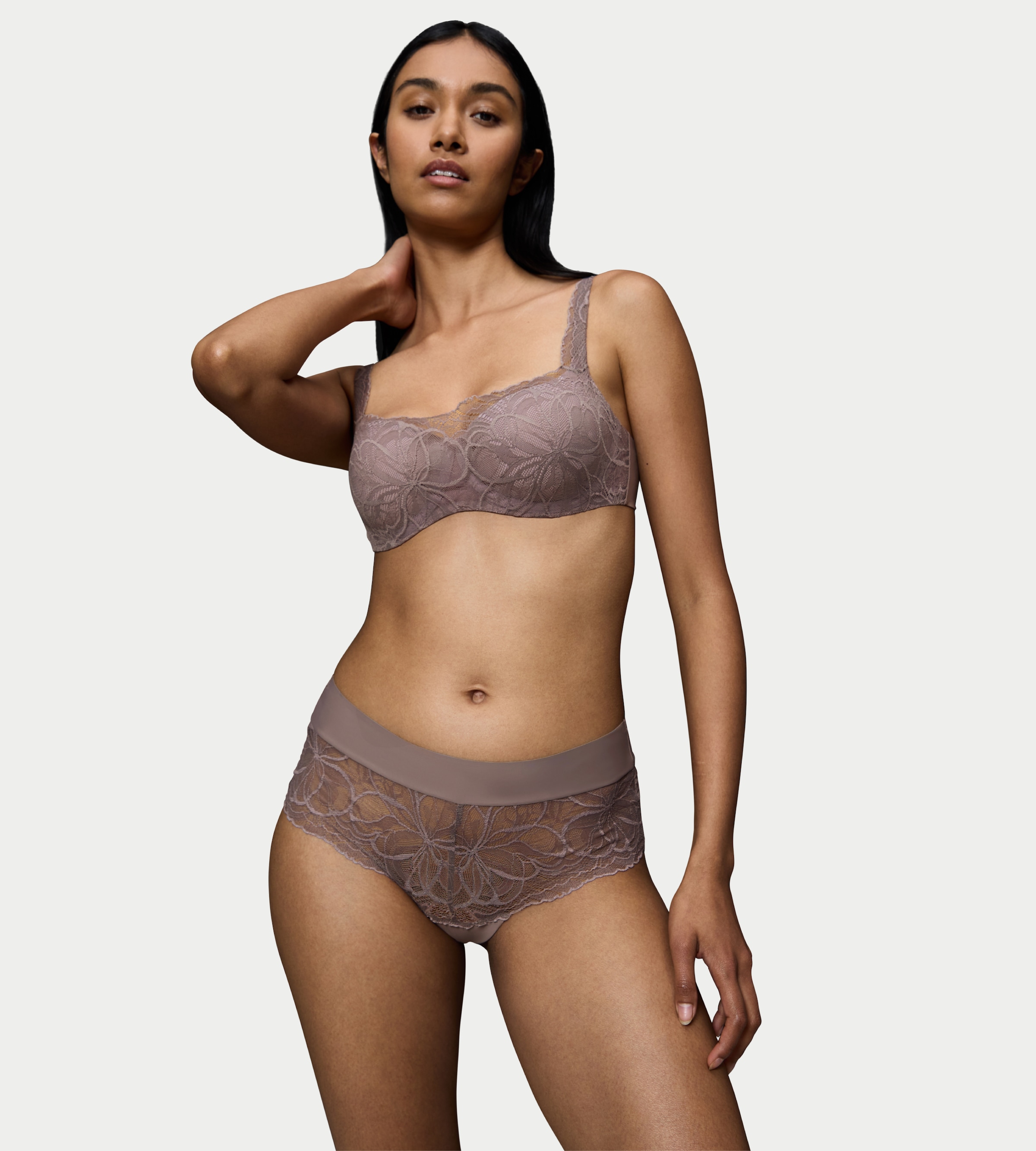 Triumph Slip »Body Make-Up Illusion Lace« mit Stretch-Spitze