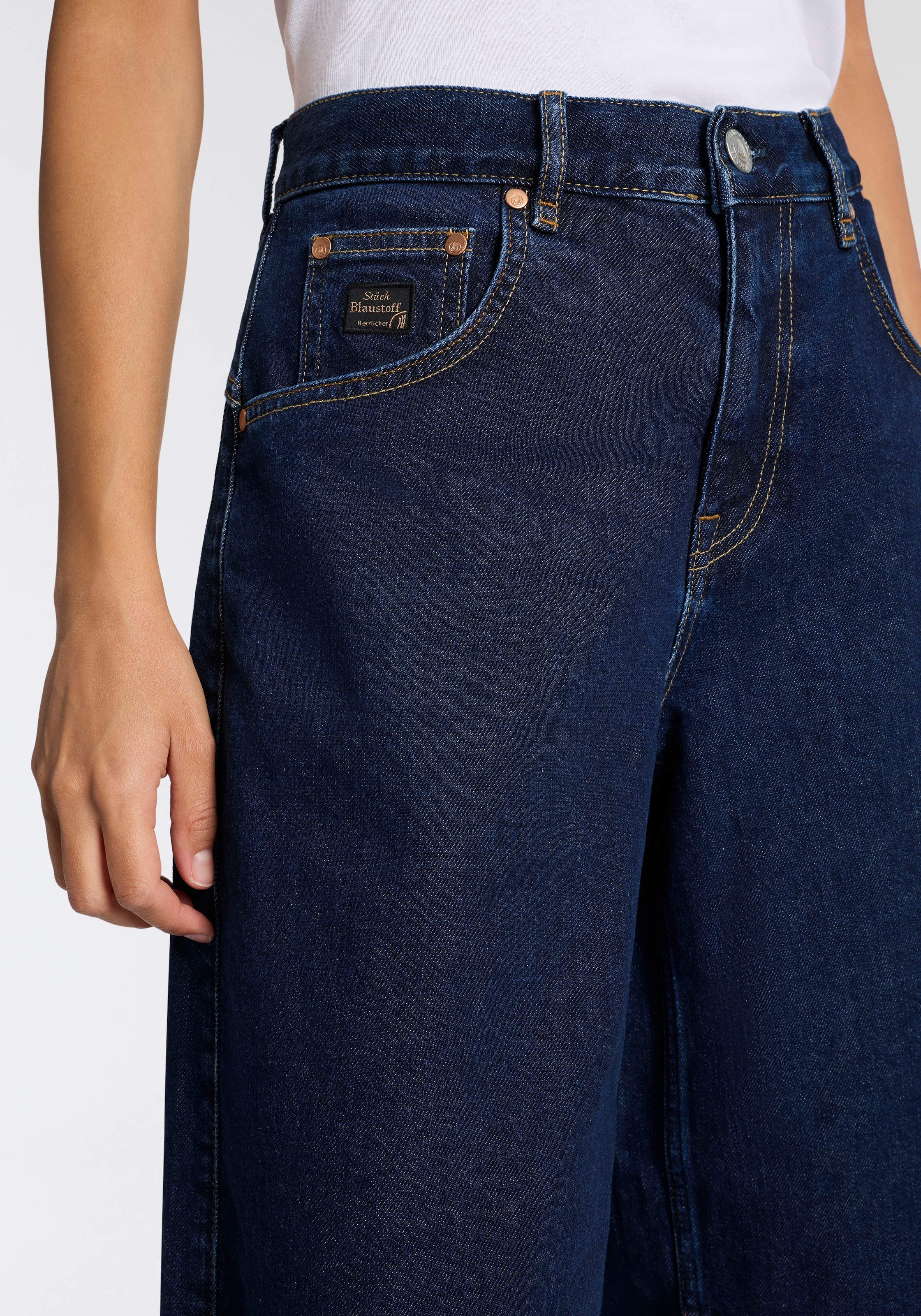 Herrlicher 5-Pocket-Jeans »Barrow Denim« aus leichtem Denim, Loose Fit