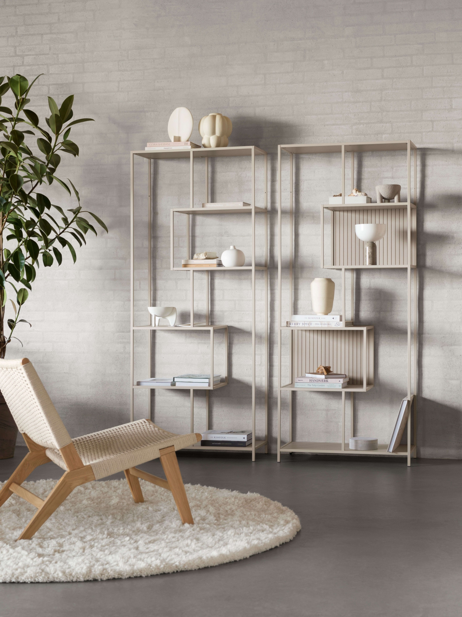 ACTONA GROUP Bücherregal »Seaford, Standregal, Regal, Raumteiler« 77x35x185 cm,  grauer Stahlrahmen, asymmetrisch, Breite 77 cm