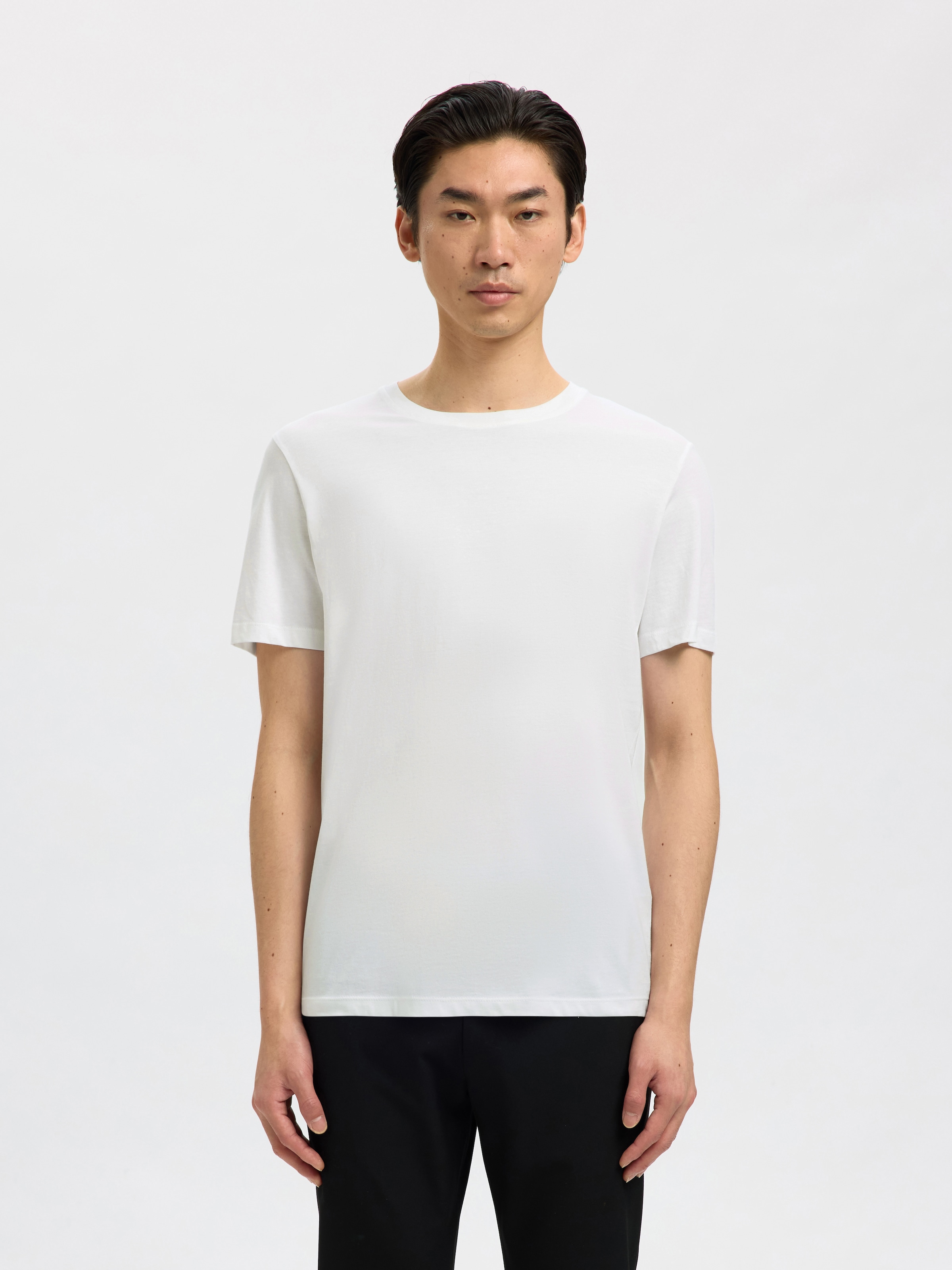 SELECTED Rundhalsshirt »SLHCORMAC SS O-NECK TEE 3-PACK NOOS« Packung, 3 Baumwolle, normal geschnitten, 3-er Pack