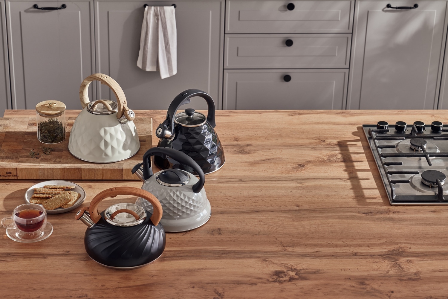 RESTO Kitchenware Wasserkessel »Almaaz, im Geschenkkarton« 2 Stk. tlg. Edelstahl 18/10