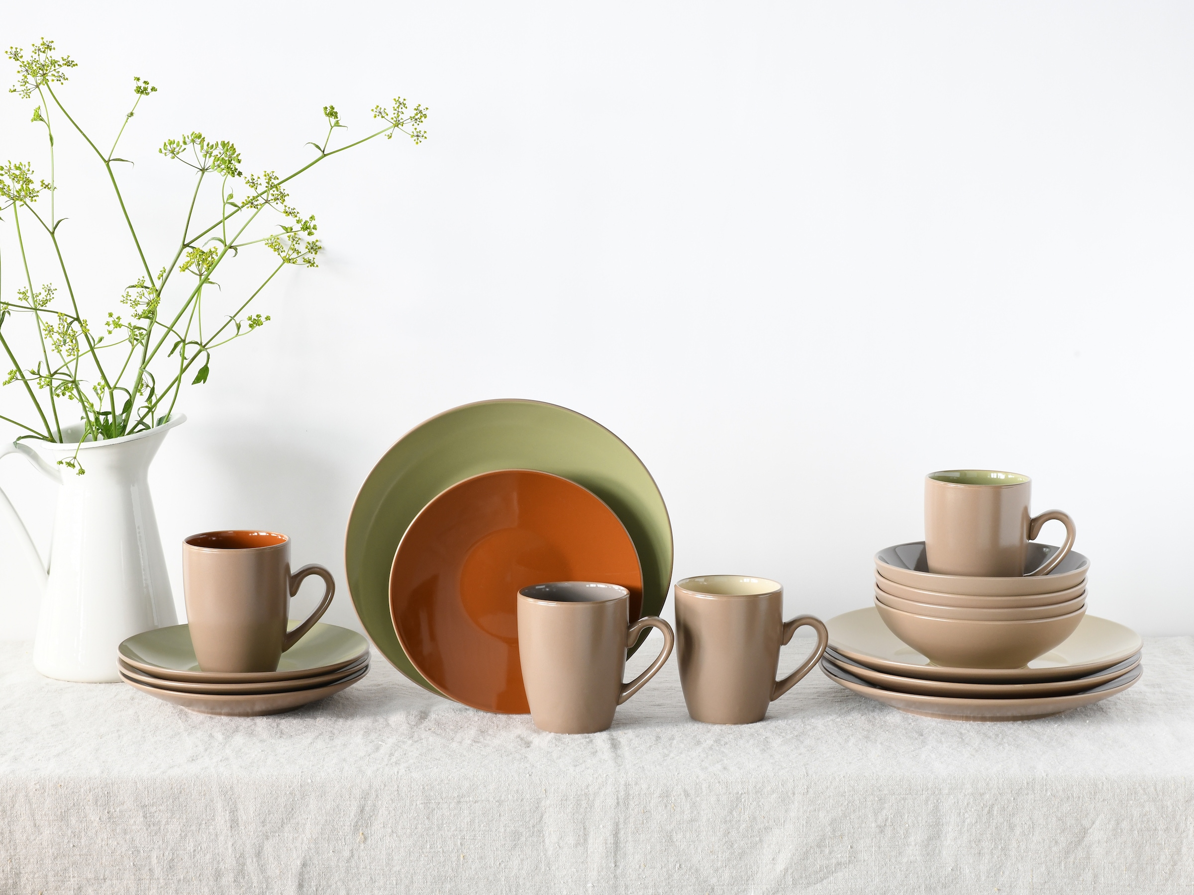 CreaTable Kombiservice »Geschirr-Set Urban Jungle«, (Set, 16 tlg., Kaffeeservice und Tafelservice im Set, für 4 Personen), Service, moderne Coupeform, 16 Teile, für 4 Personen