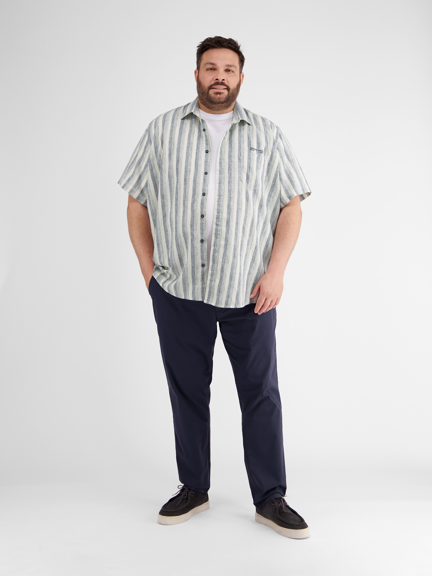 LERROS Kurzarmhemd »Halbarmhemd in Übergrößen aus gestreifter Strukturqualität«