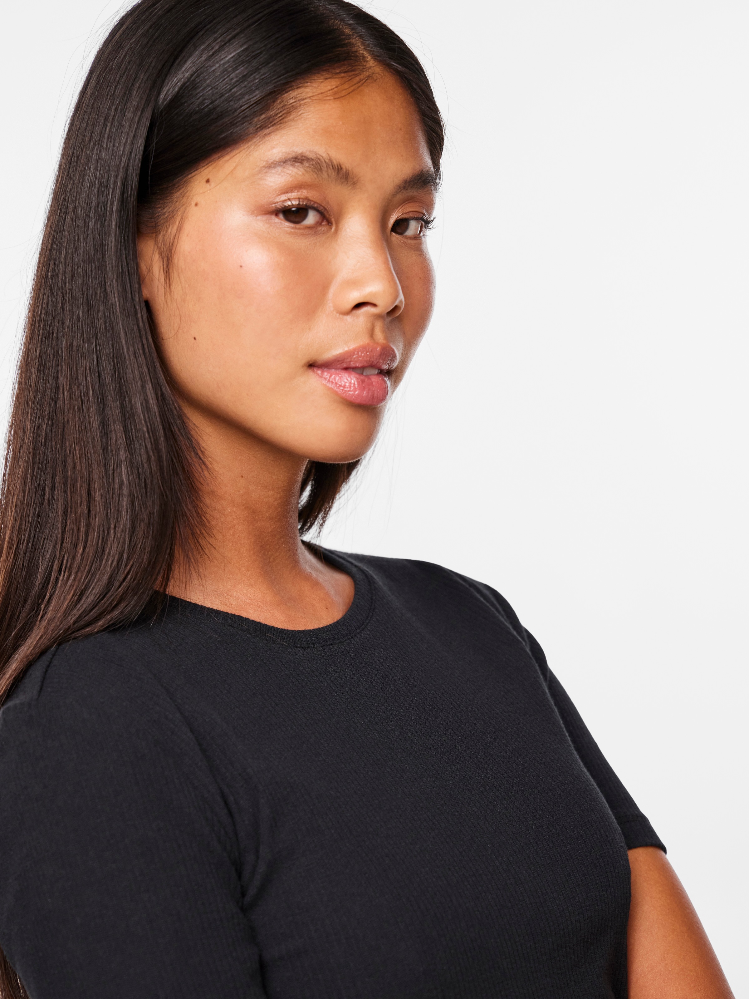 pieces Kurzarmshirt »PCRUKA SS TOP JRS NOOS BC« mit gerippter Struktur