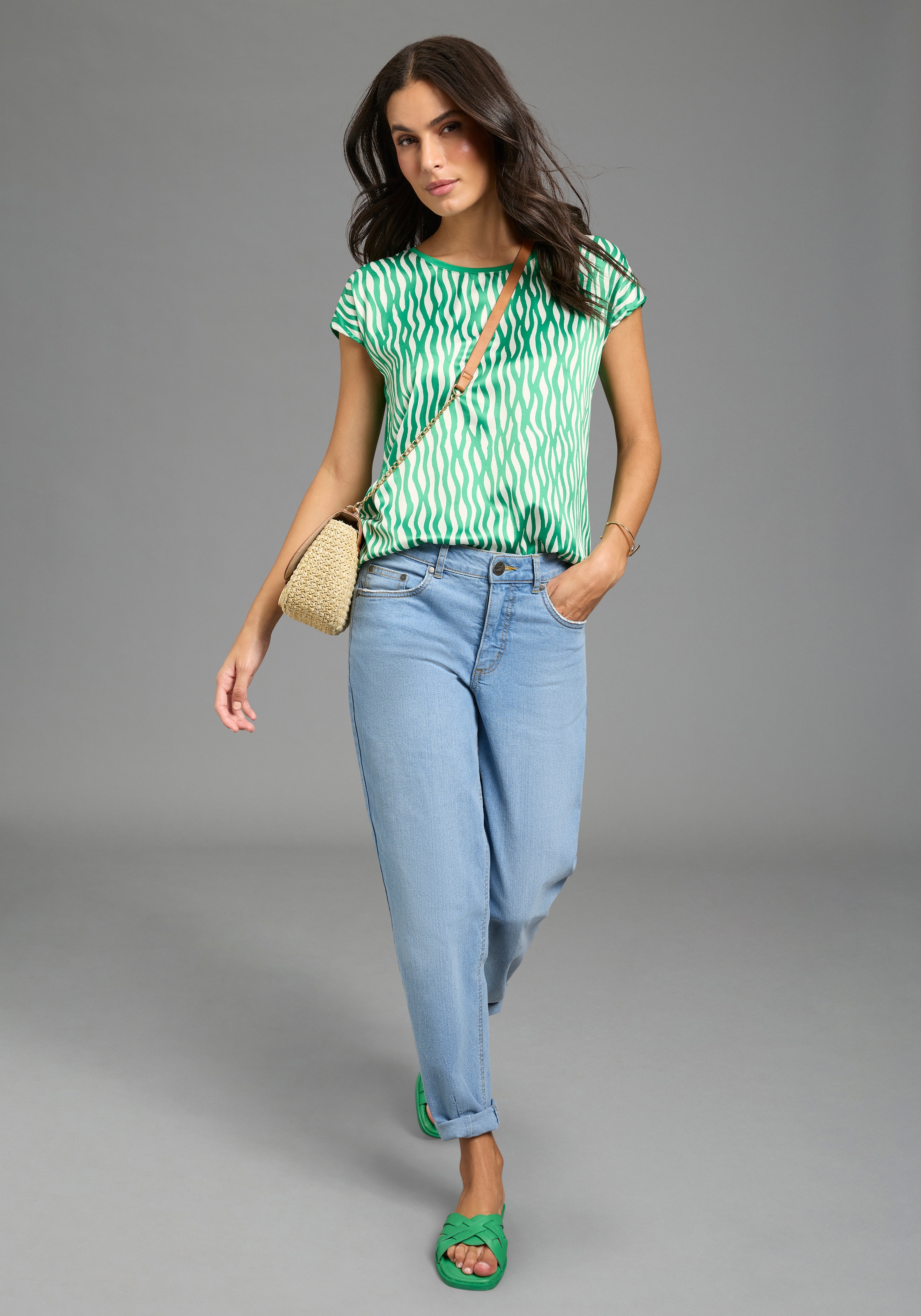 Laura Scott Shirtbluse »im Materialmix mit Satin, verschiedene Muster für jeden Geschmack,« femininer Stil, Rundhalsausschnitt, lockere Passform