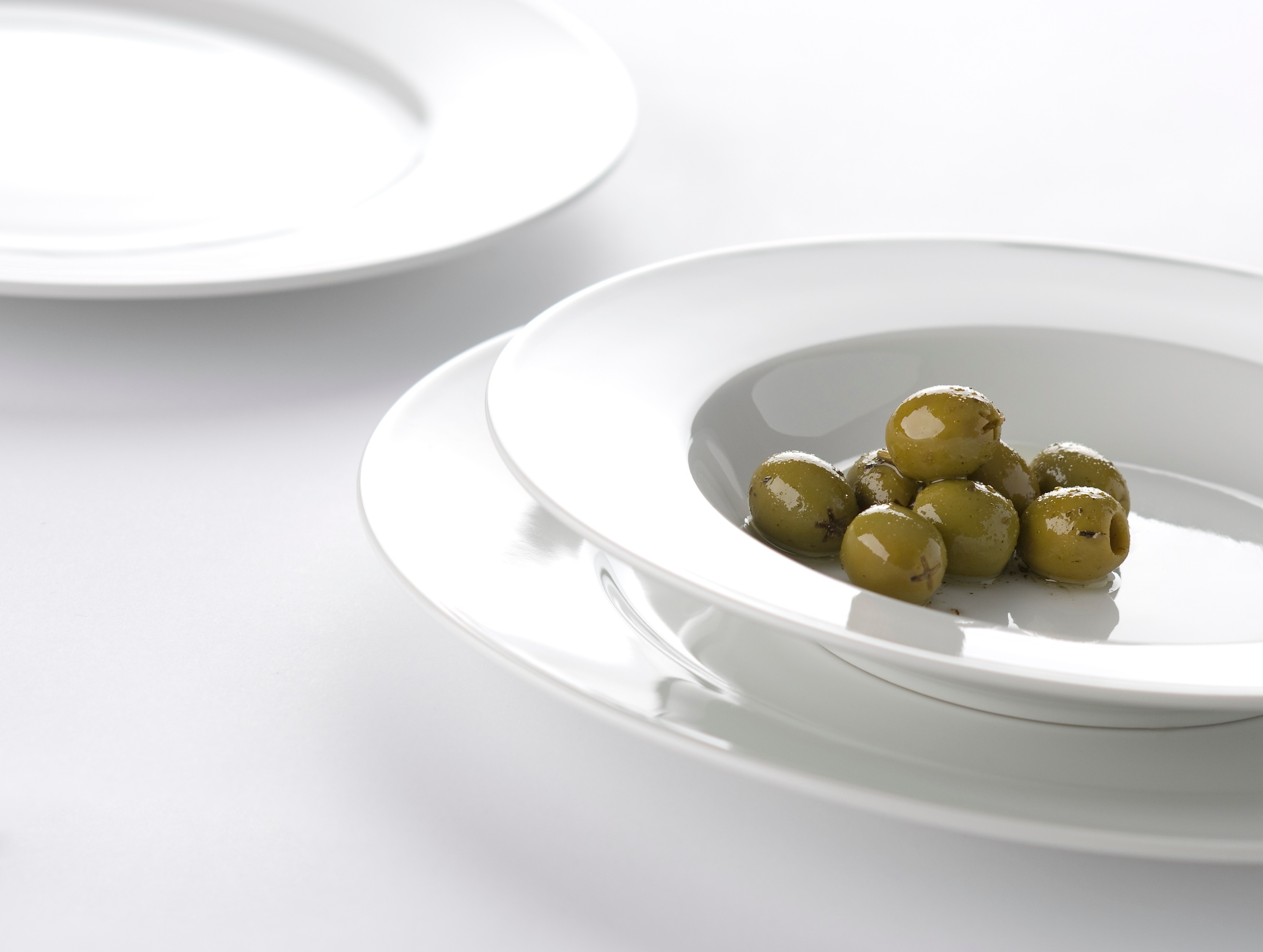 Retsch Arzberg Speiseteller »HEIKE WEISS, Teller 25 cm, Set 6-tlg für 6 Personen, rund, Porzellan« unser Geschirrklassiker in traditionell runder Form, spülmaschinenfest