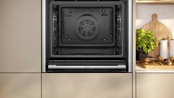 NEFF Pyrolyse Backofen N 70 »B54CR71N1«, mit Teleskopauszug nachrüstbar, voll versenkbare Ofentür dank Slide & Hide®, Pyrolyse, EasyClean