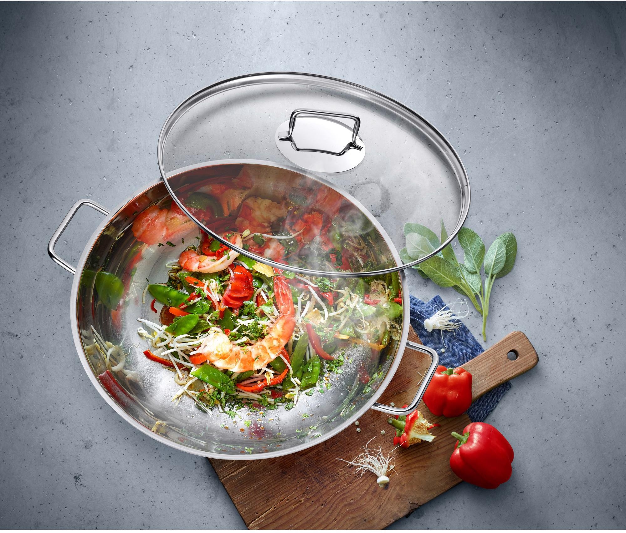 WMF Wok, Cromargan® Edelstahl Rostfrei 18/10, (1 tlg.), Ø 36 cm, Induktion  mit 3 Jahren XXL Garantie