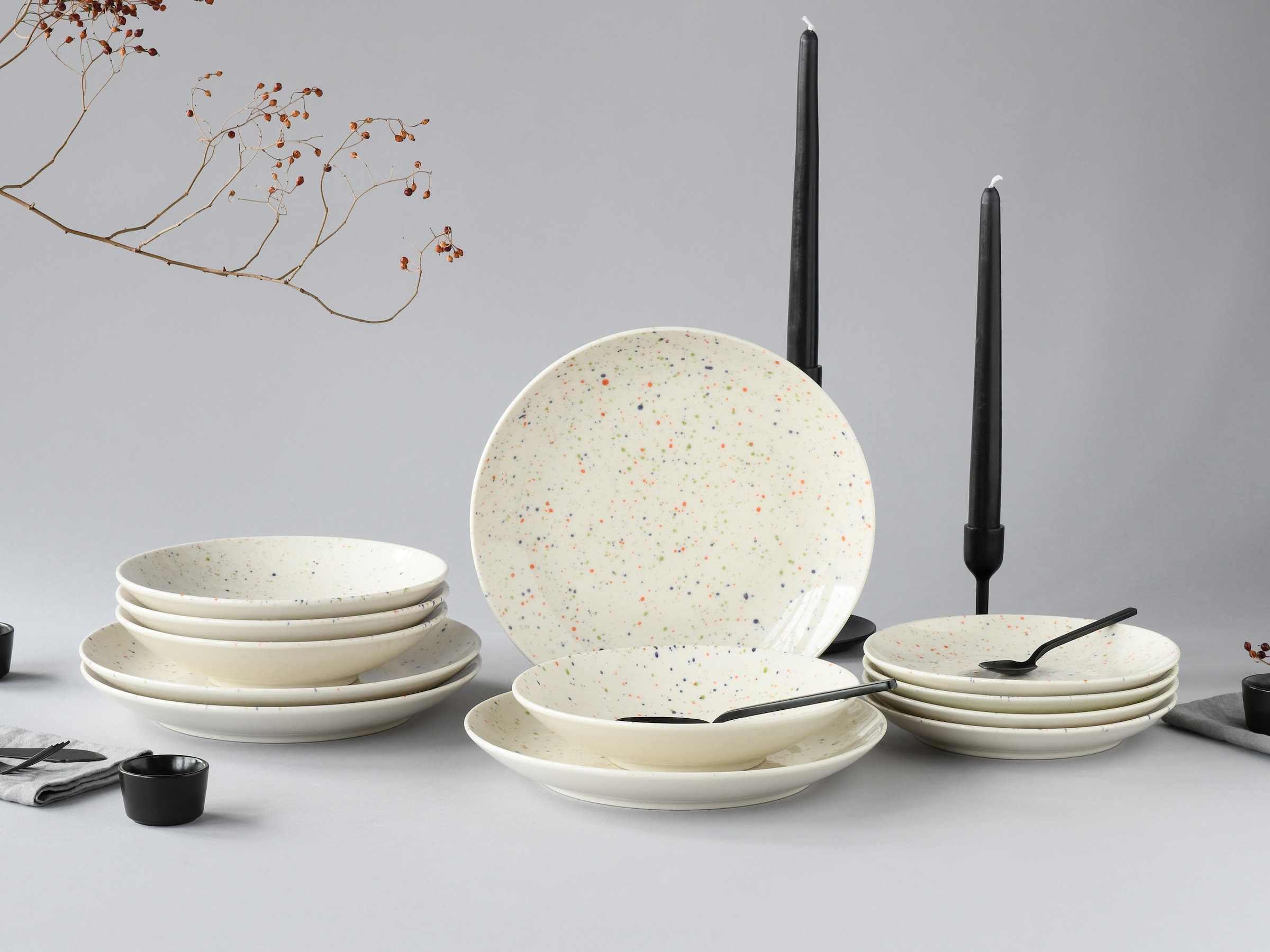 CreaTable Teller-Set »Confetti, Tellerset 12-tlg.« Unregelmäßige bunte Punkte, Gute Laune Geschirr, Frisch, Freundlich