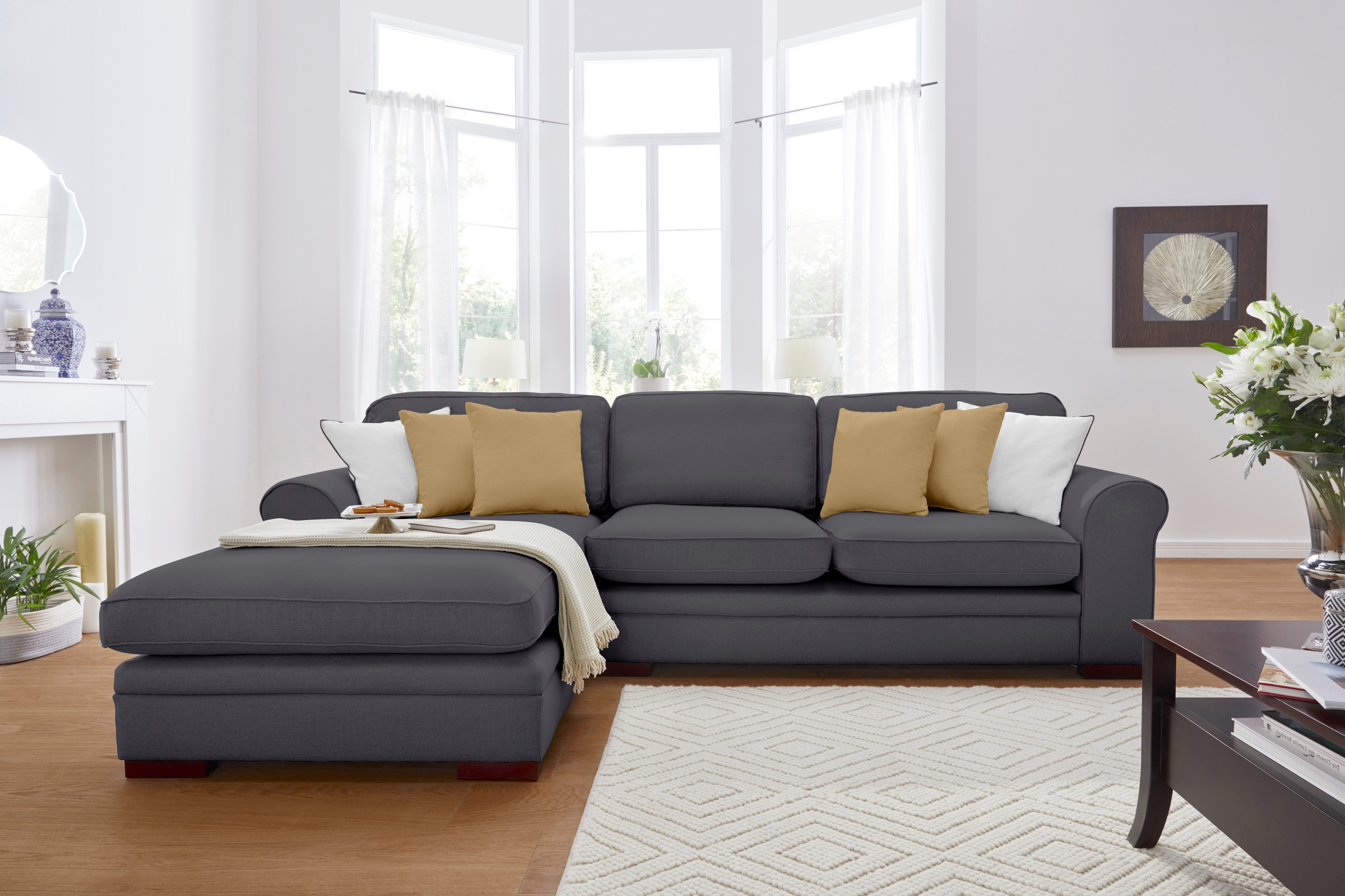 Home affaire Ecksofa »Broughton L-Form«, weicher Sitzkomfort, incl. 4 Zierkissen, Keder