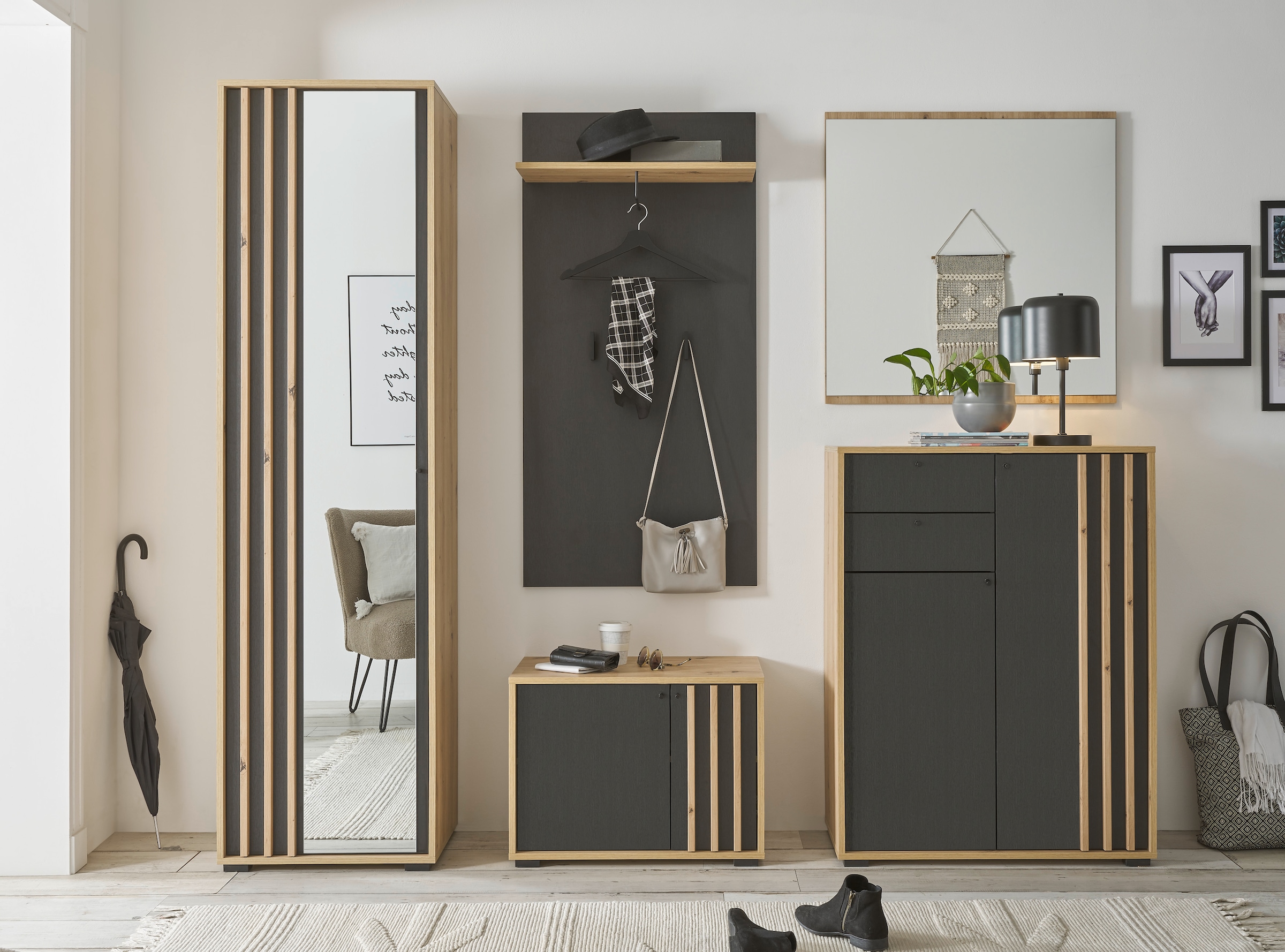 HBZ Garderoben-Set »5-tlg. Eiche MDF Stripes Flurgarderobe Stellmaß BxHxT 230x196x38 cm«, (5 St.), Mit Schuhkommode, Hochschrank, Bank, Paneel, Spiegel