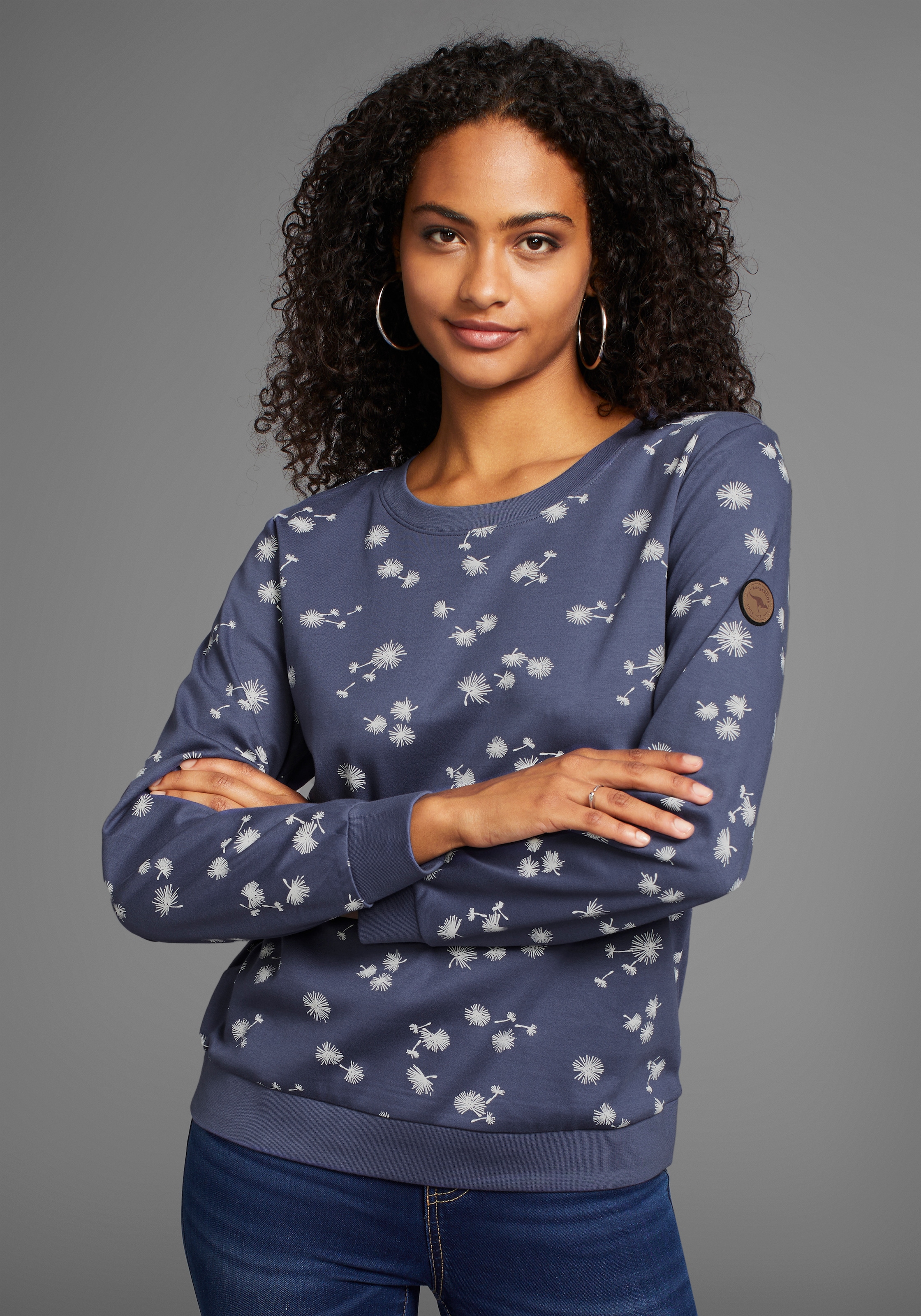 KangaROOS Sweatshirt, mit Pusteblumen Allover-Print