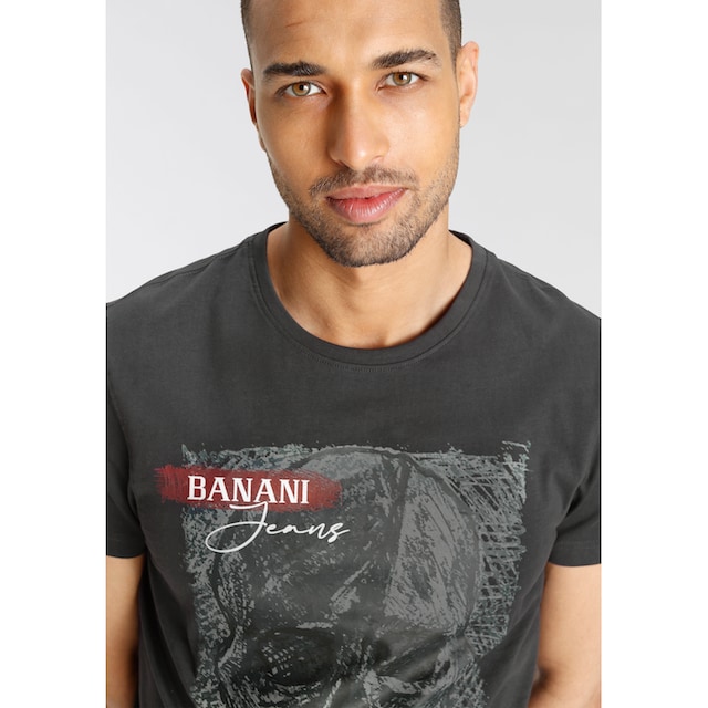 Bruno Banani T-Shirt, mit großem Frontprint bei ♕