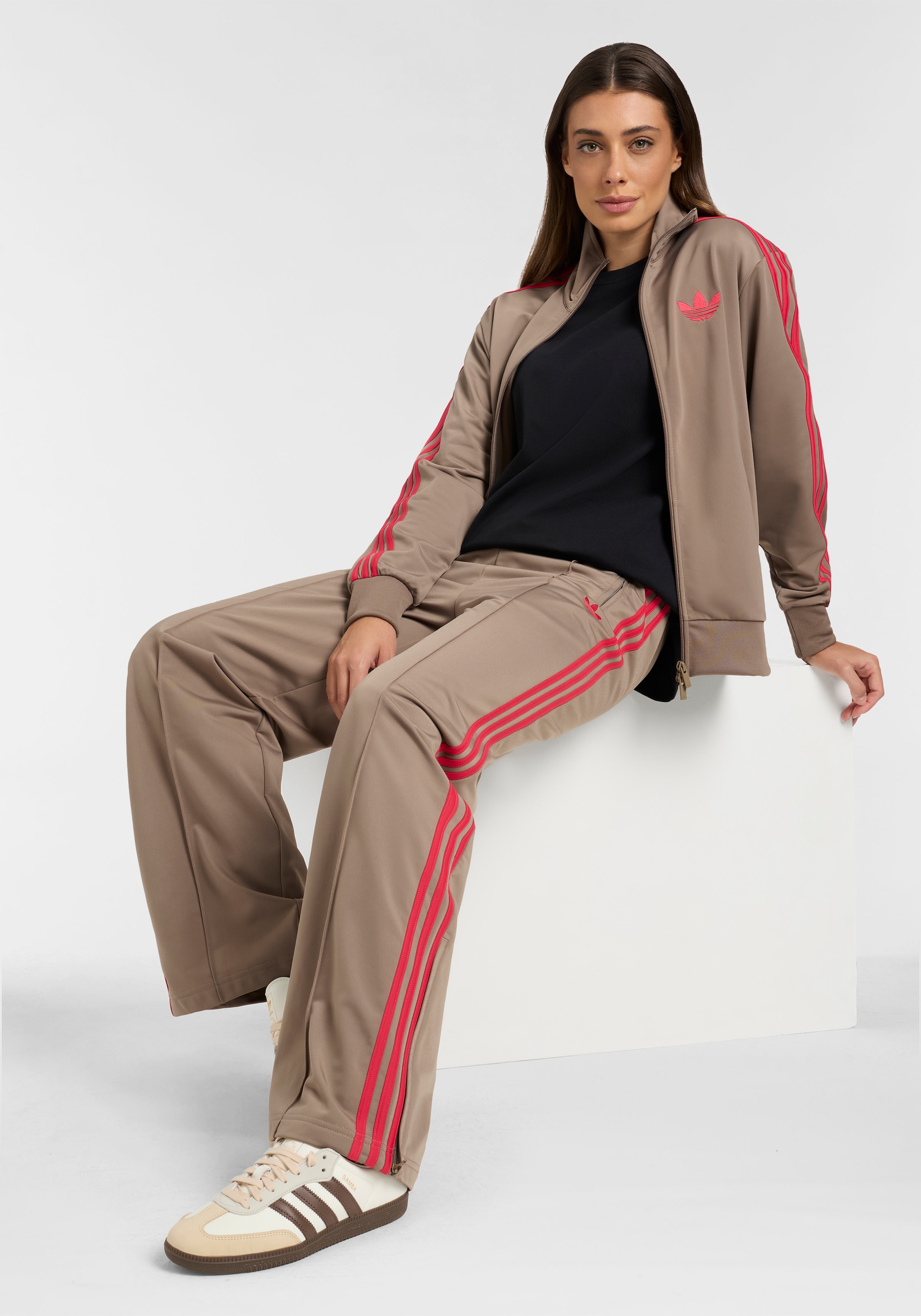 adidas Originals Sporthose »FB LOOSE TP«  Firebird Loose Sporthose, lässig geschnitten