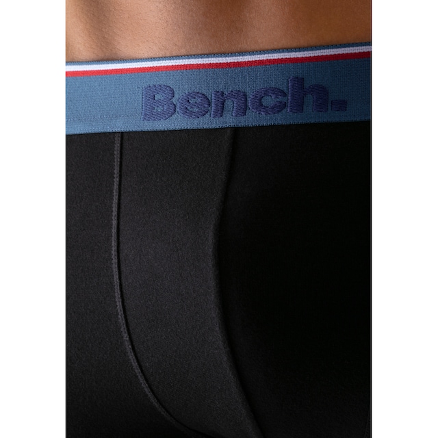 Bench. Langer Boxer, (Packung, 4 St.), mit schmalen Streifen im  Logo-Webbund bei