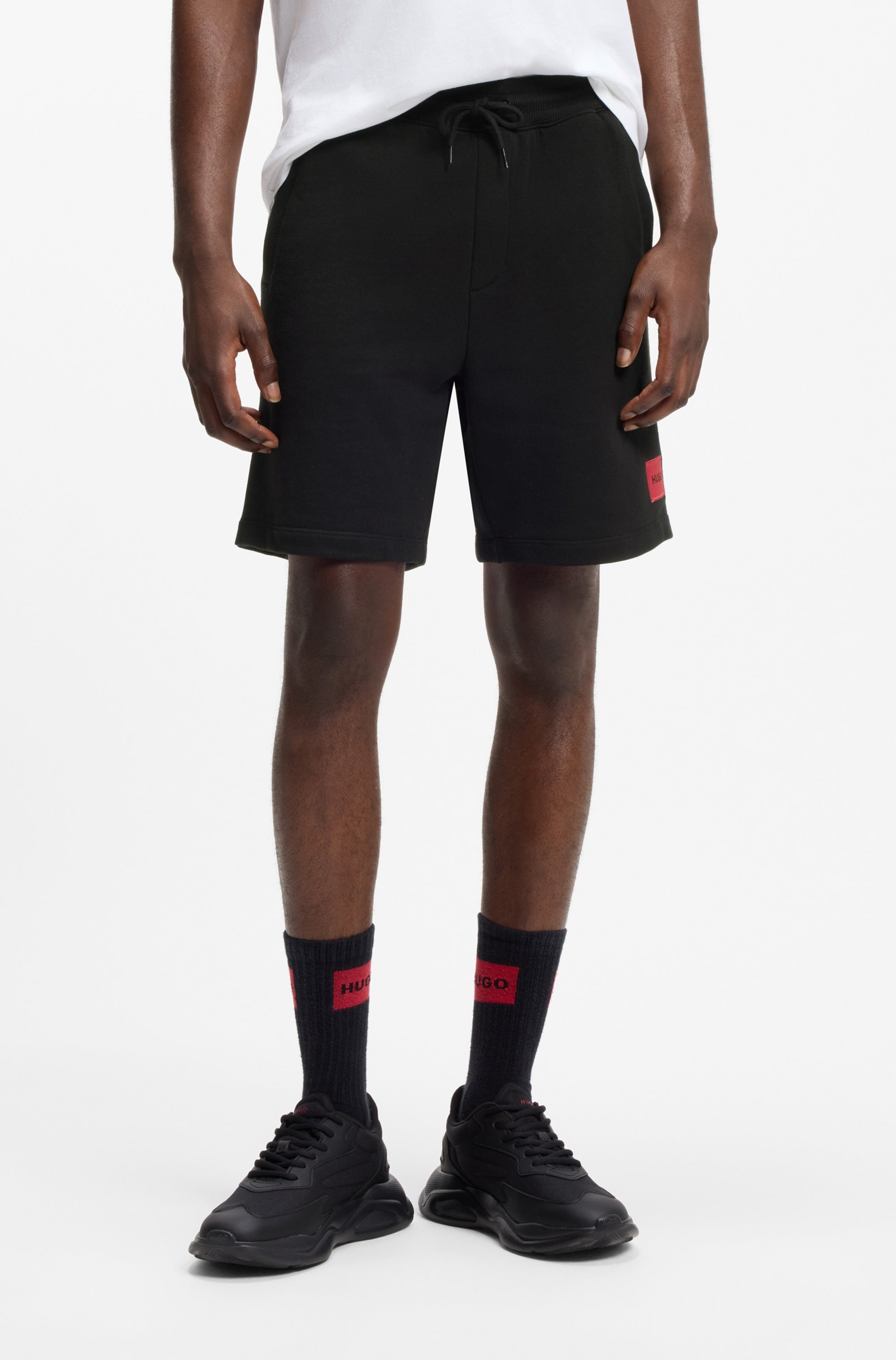 HUGO Sweatshorts »Diz«  Regular Fit, elastischer Bund mit Kordel, HUGO Red Weblabel