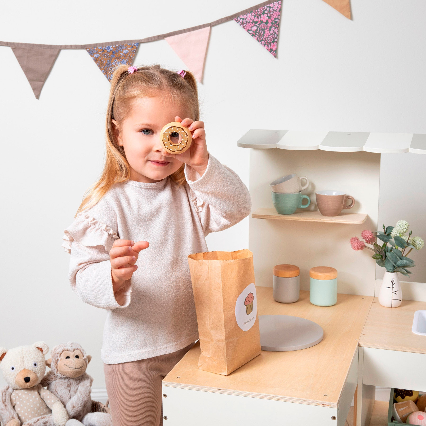 MUSTERKIND® Spielküche »Robusta« FSC® - schützt Wald