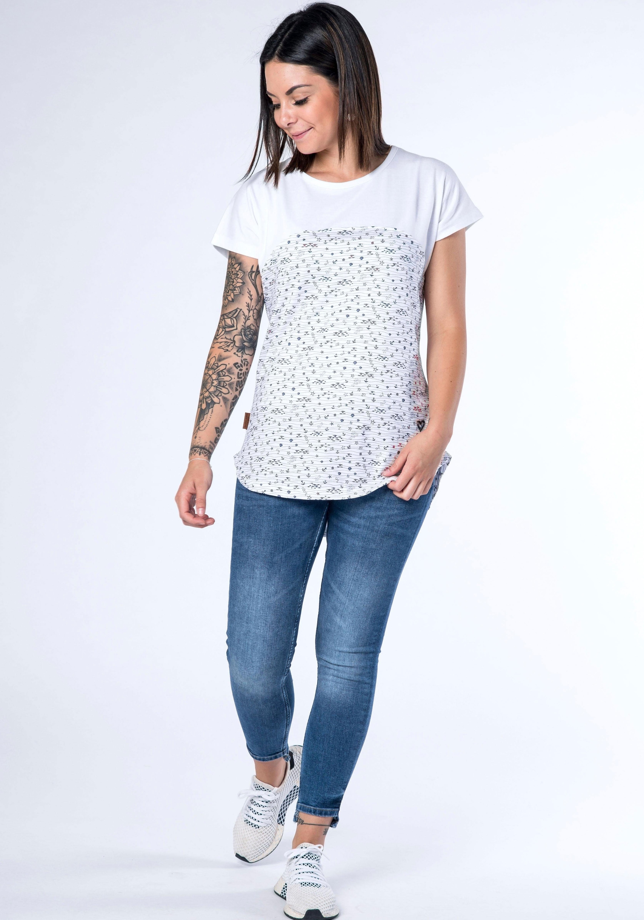 Alife & Kickin T-Shirt, trendy Longshirt mit Streifen-oder Musterprints