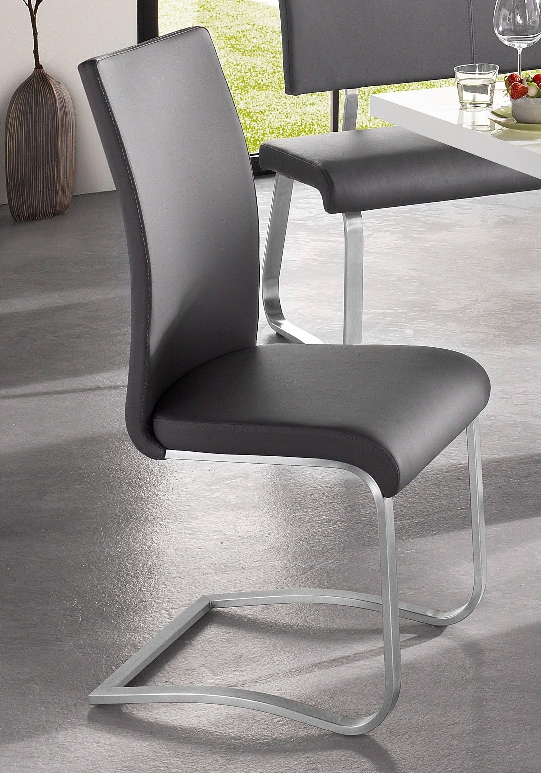 MCA furniture Freischwinger »Arco«, (Set), 4 St., Kunstleder, 2er-, 4er-, 6er-Set, Stuhl belastbar bis 130 Kg