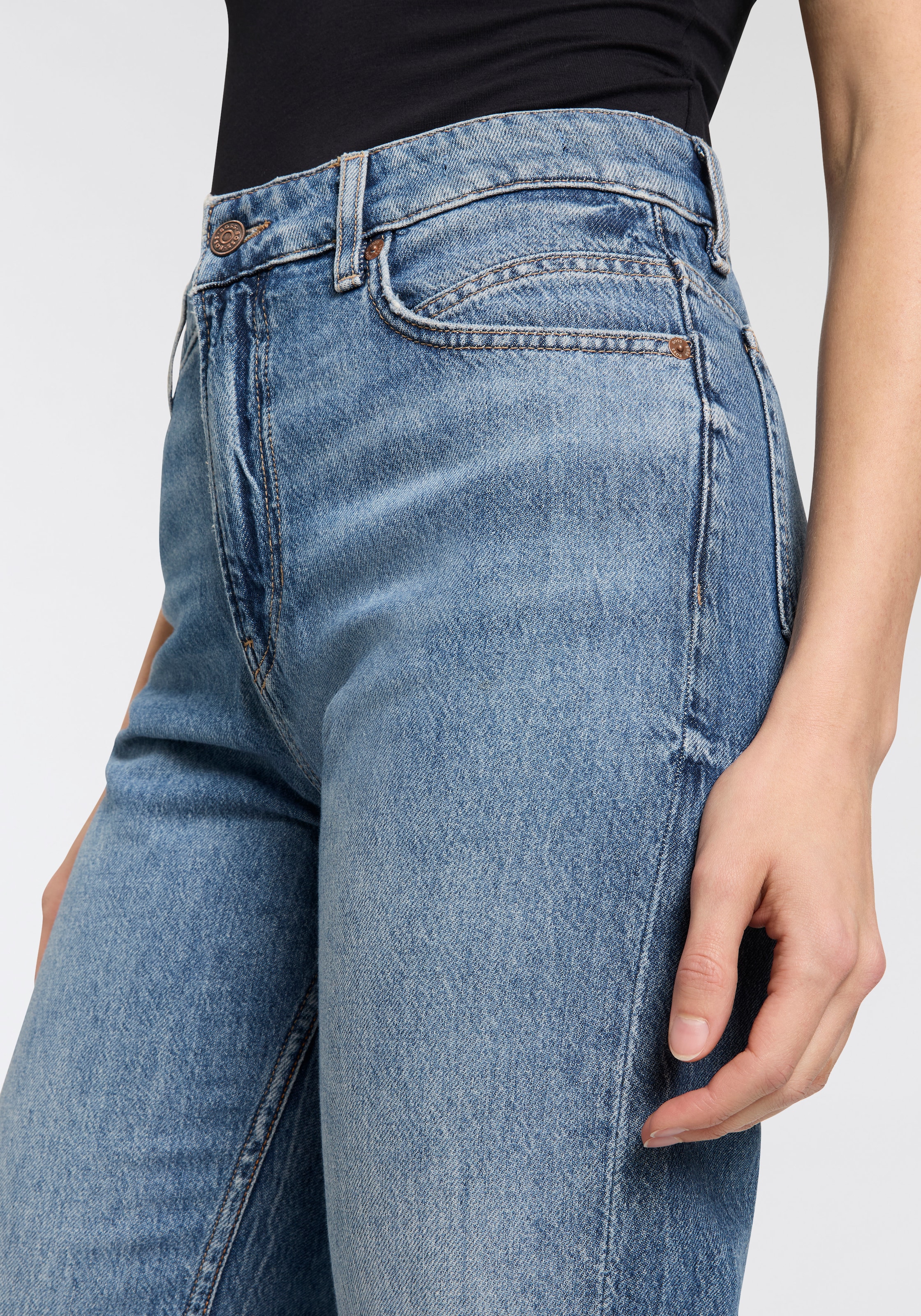 BOSS ORANGE Straight-Jeans »Ada 10.0 Premium Damenmode«, mit hohem Bund, High Rise