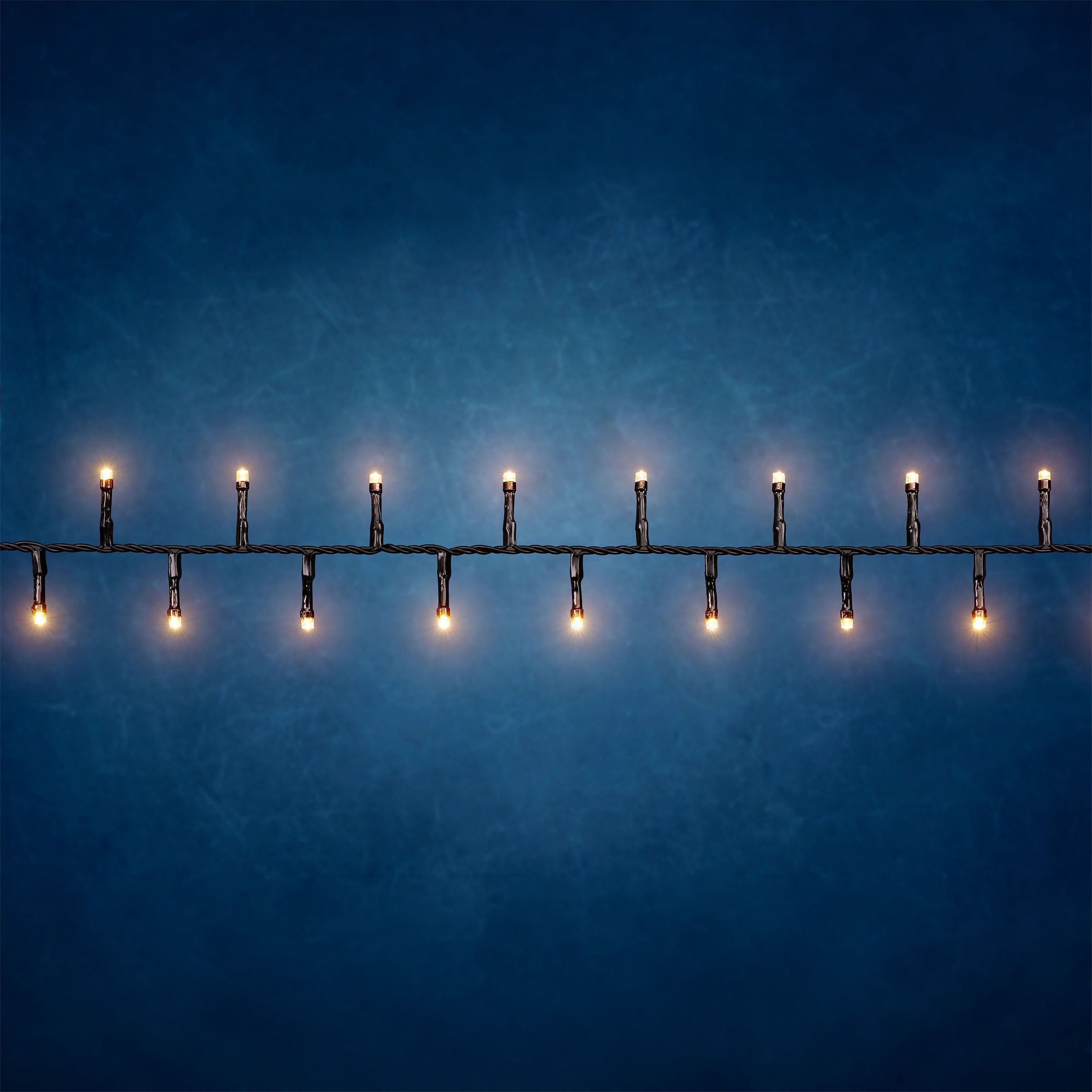 OTTO home LED-Lichterkette »Clusterlichterkette,3/6/8/12/14/18/24 m, 8 Modi, Timer, Indoor Outdoor« Blinkfunktionen, Timer, Memoryfunktion, incl. Atapter, 3 m Zuleitung