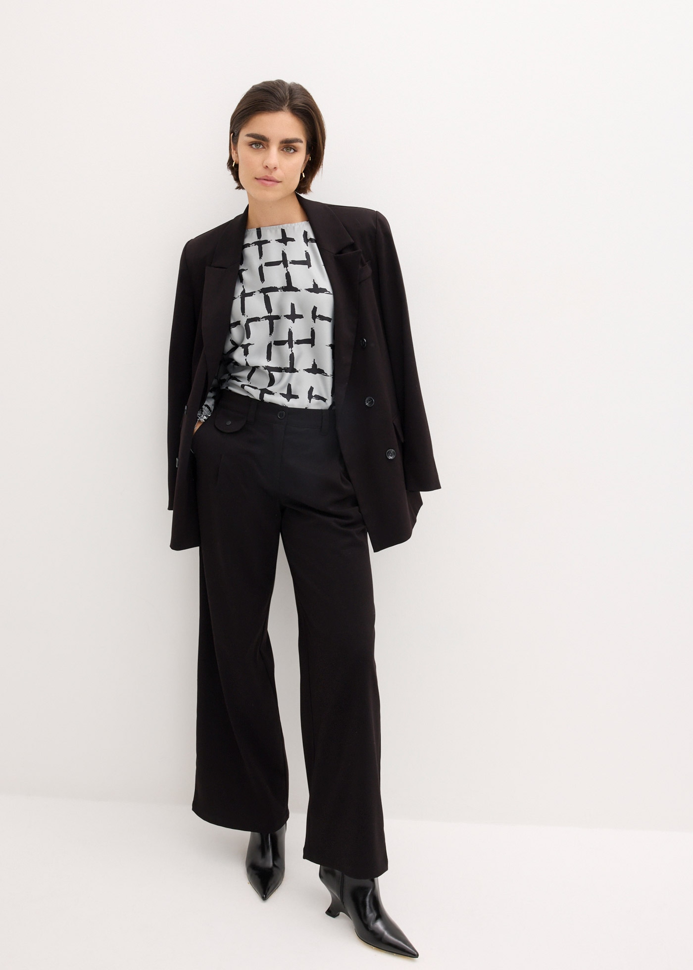 bonprix Marlene-Hose  weit geschnitten, Loose fit Passform, High-Waist-Bequembund