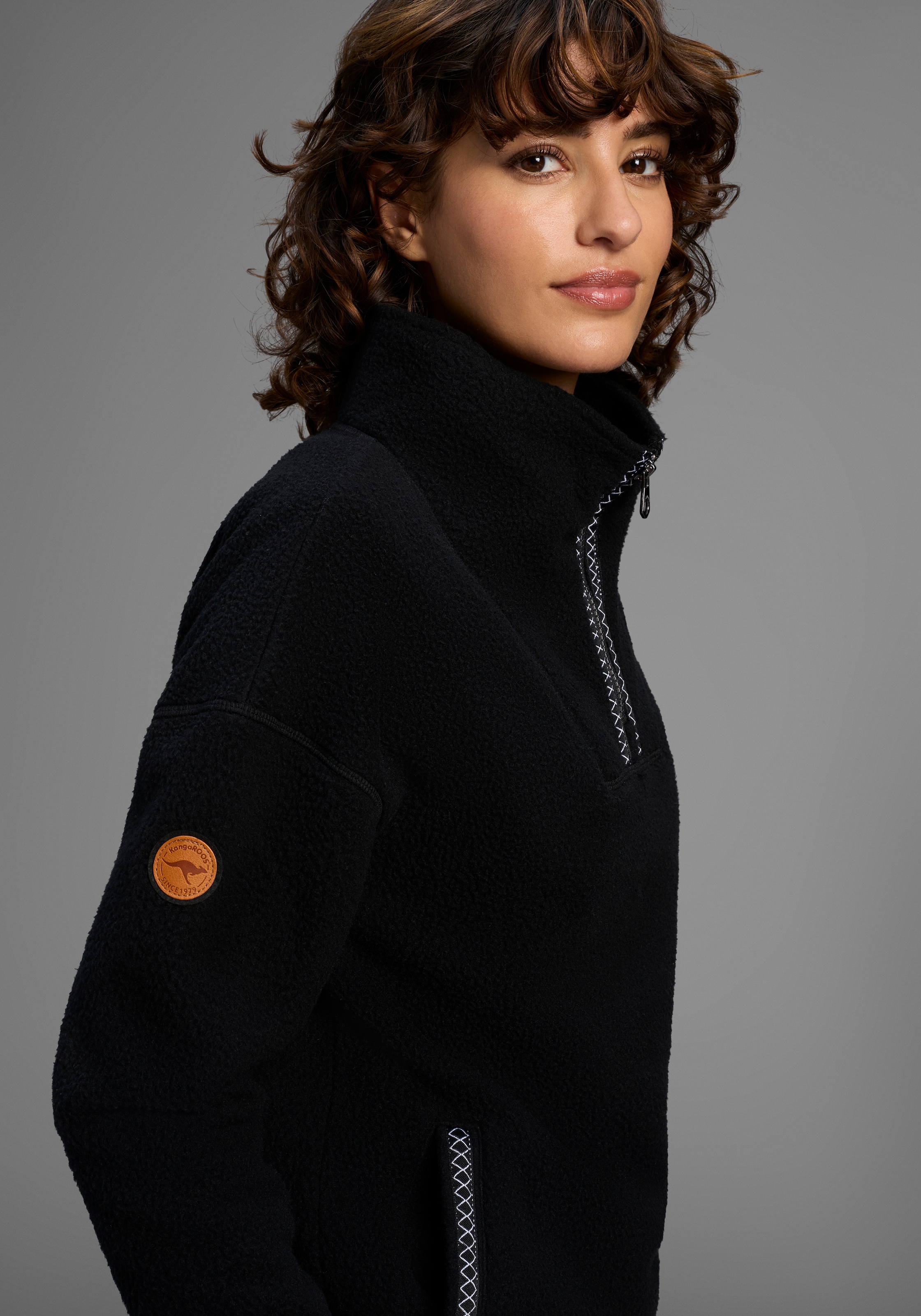 KangaROOS Fleecepullover , aus kuscheligem Sherpa Fleece, Half-zip
