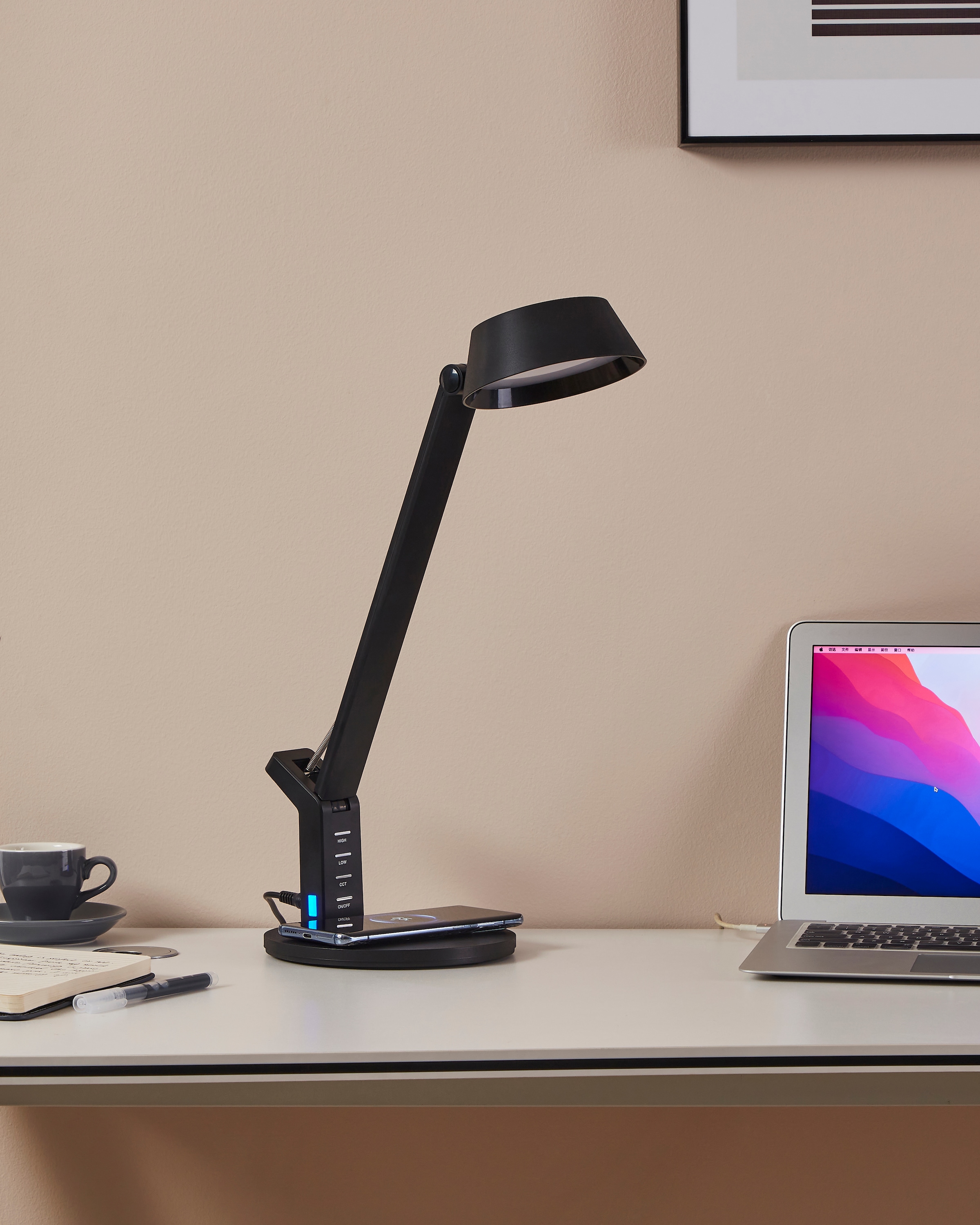 EGLO Tischleuchte »BANDERALO Schreibtischleuchte - kabellose Ladefunktion« LED-Modul 1 Stk. warmweiß - kaltweiß Tischleuchte - 4,8W - warmweiß - kaltweiß, Induktionsladefläche, CCT