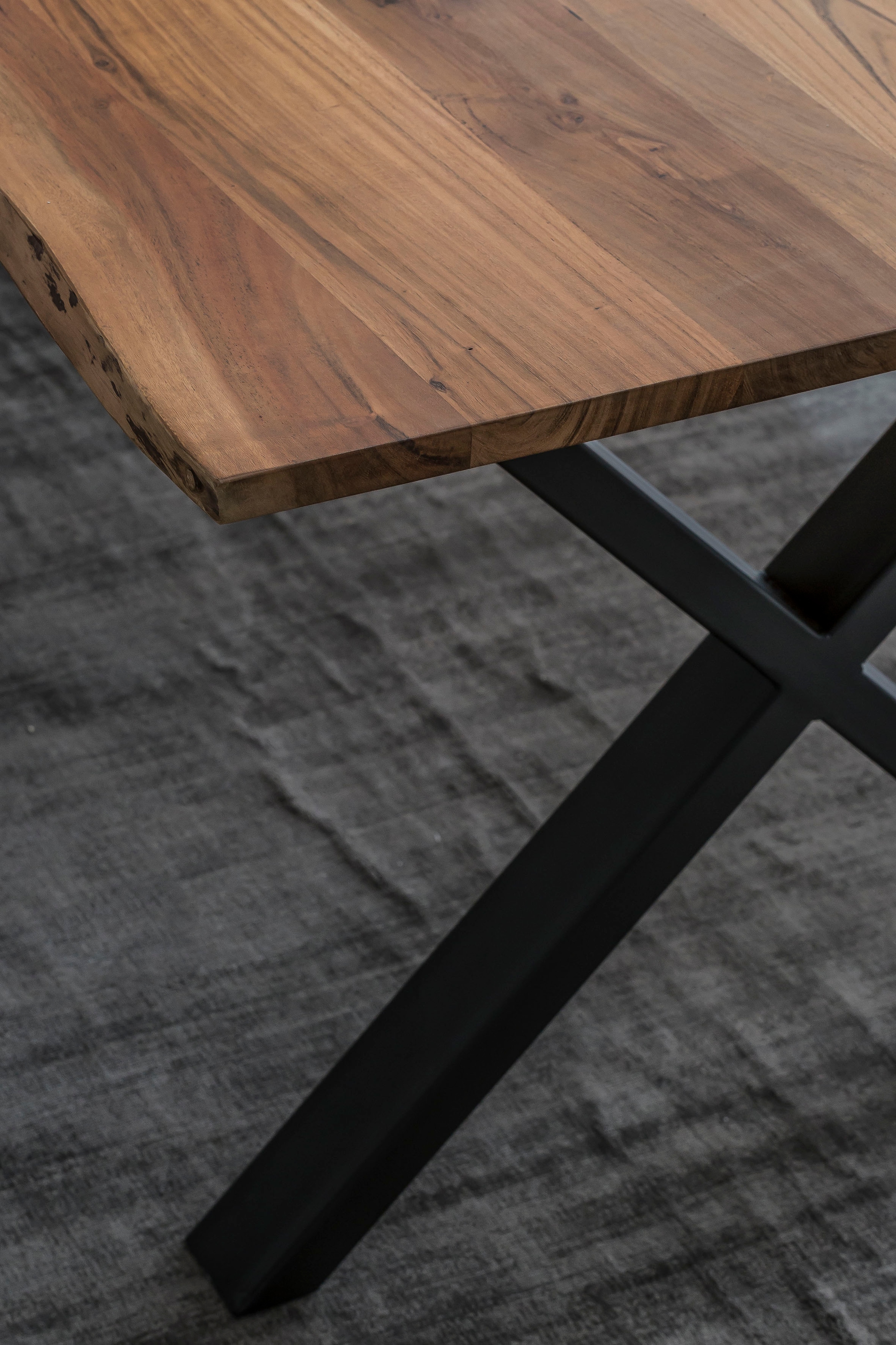 Home affaire Esstisch »Soho« mit echter Baumkante