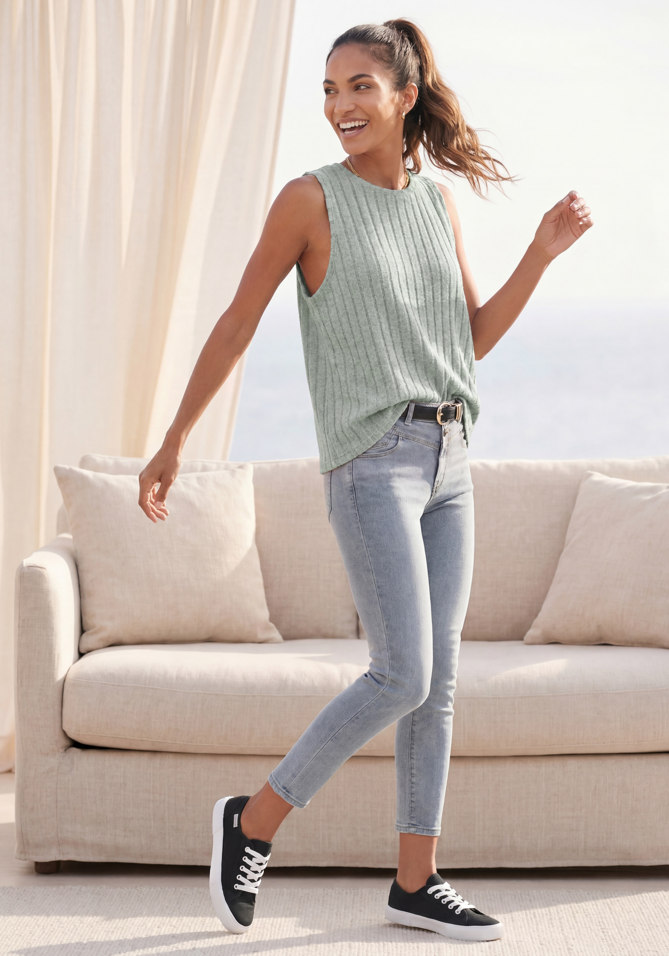 Vivance Tanktop »aus kuscheliger Rippware mit flauschigem Griff« kuscheliges Tanktop, weiches Ripptop aus softer Jerseyware, Homewear