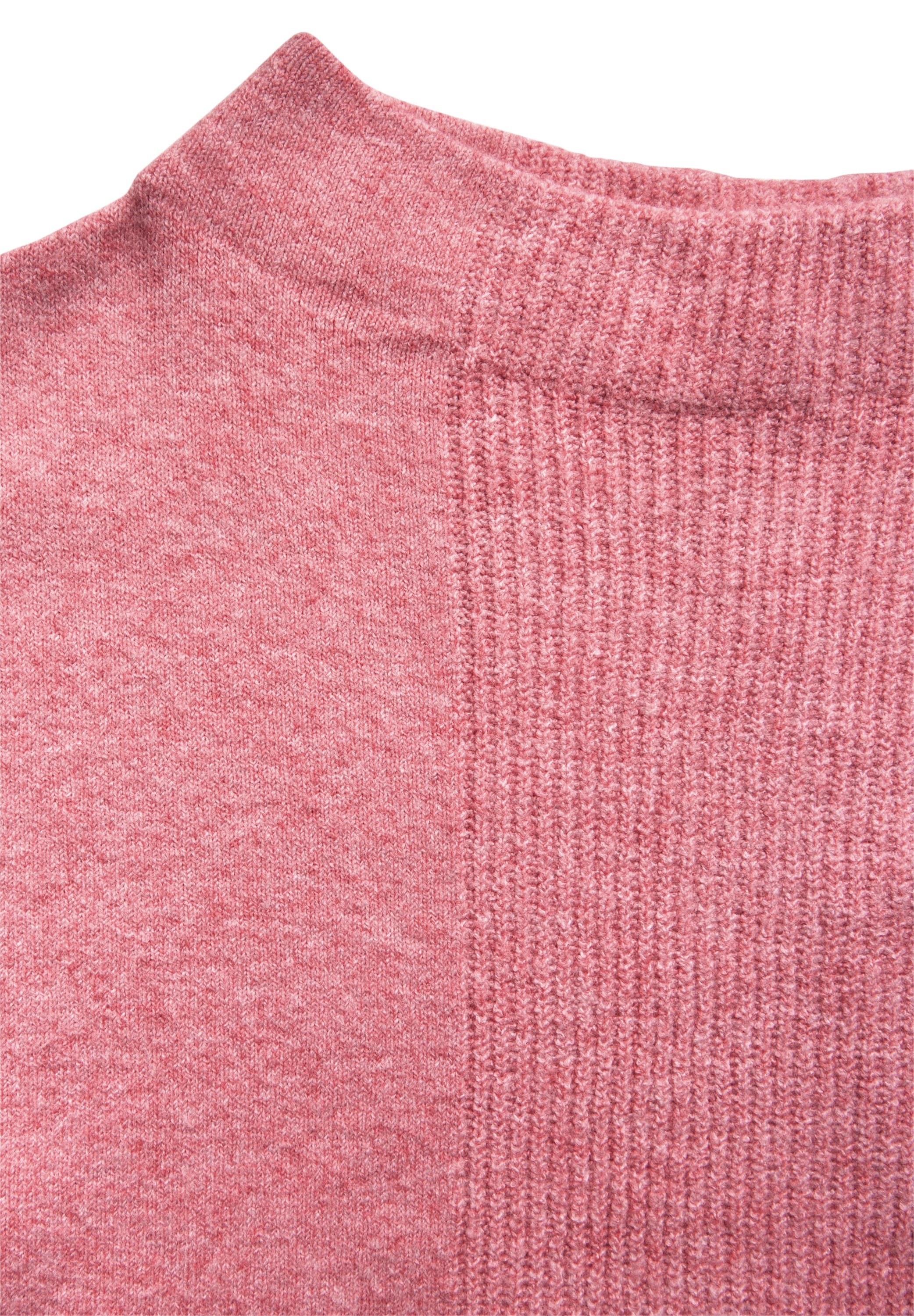 STREET ONE Rundhalspullover mit dekorativen Rippstrickelementen