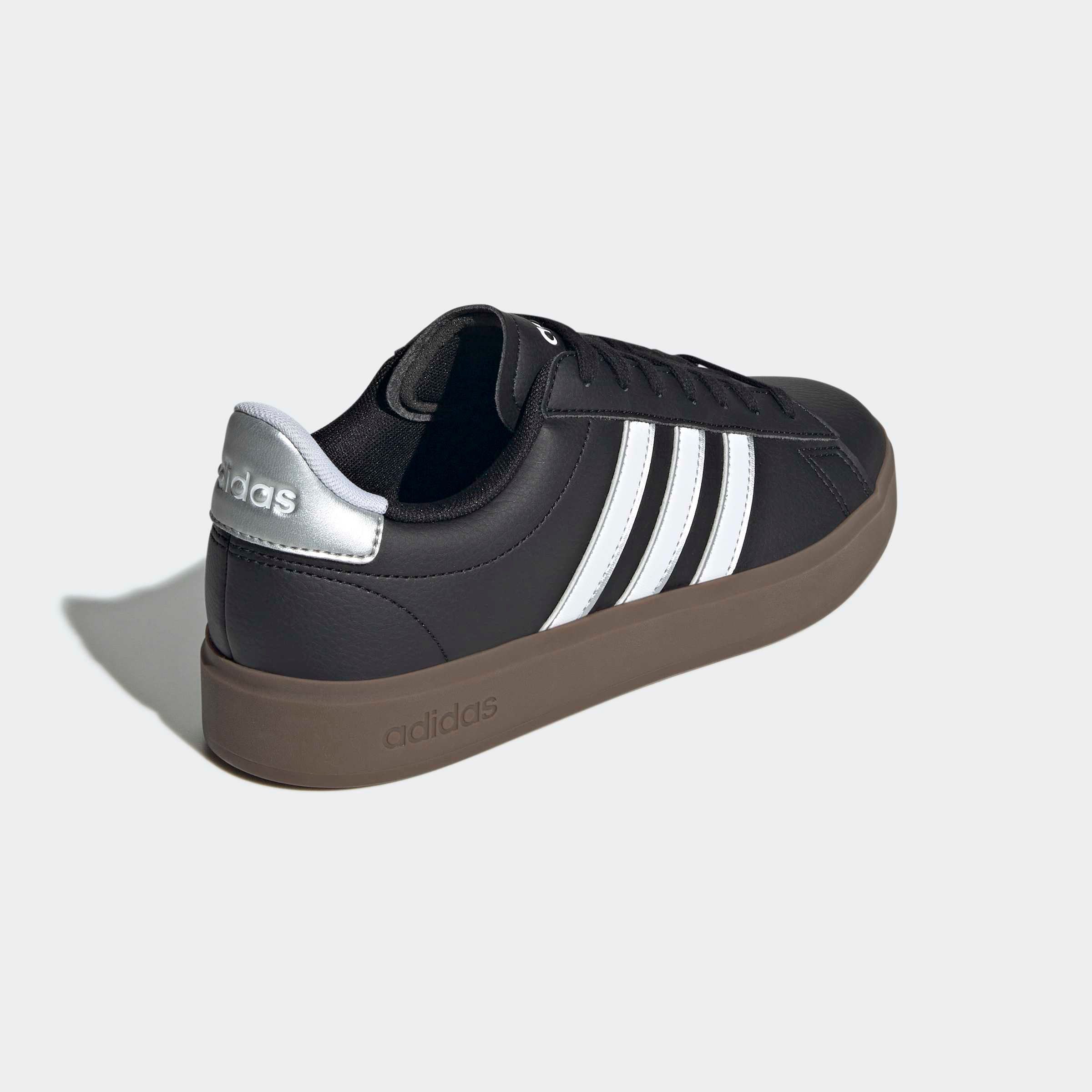 adidas Sportswear Sneaker »GRAND COURT 2.0«  Design auf den Spuren des adidas Superstar