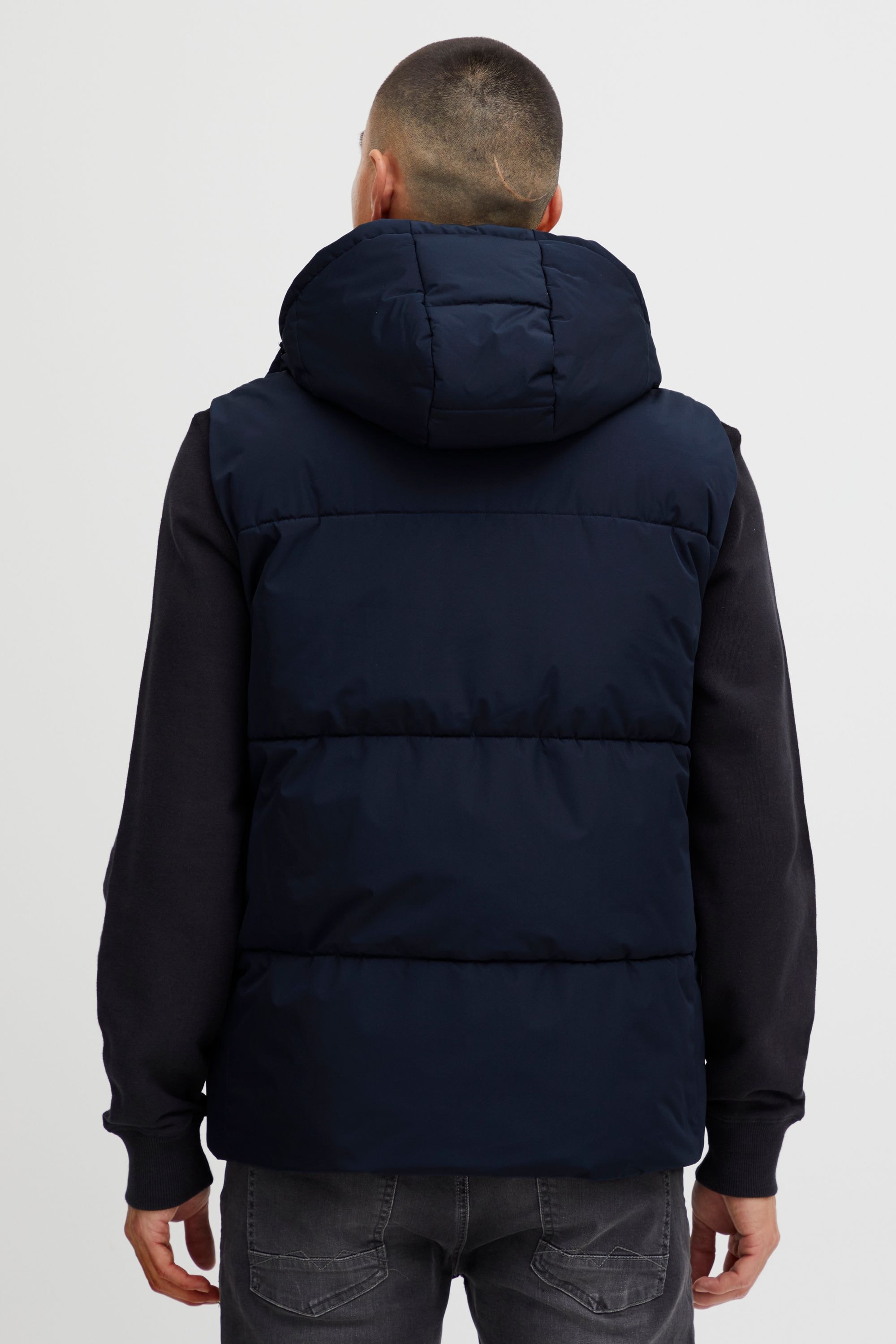 11 Project Steppweste »Steppweste PRCallen«
