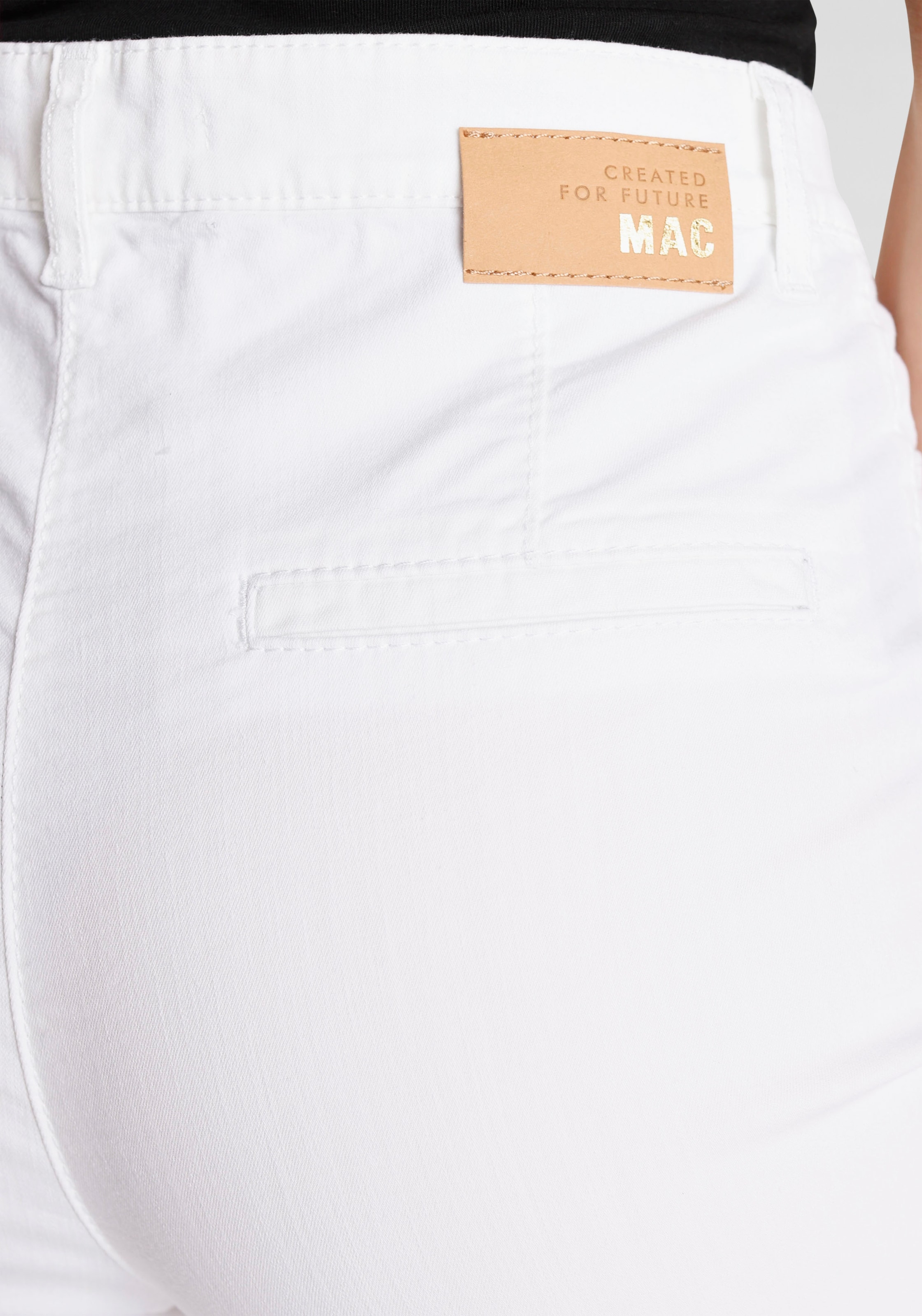 Bein 3/4-Jeans mit bei MAC ausgestelltem ♕ »AIDA KICK«,
