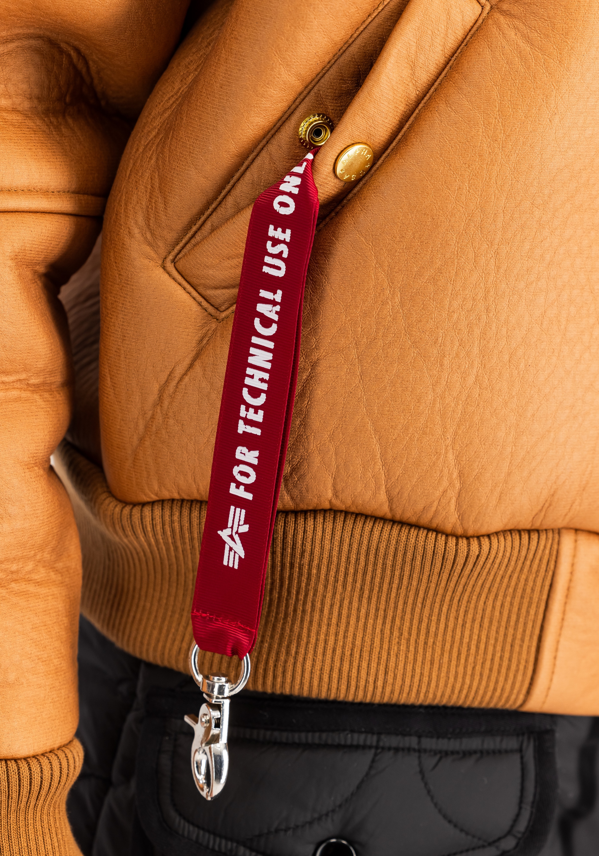 Alpha Industries Bomberjacke »Alpha Industries Women - Cold Weather Jackets B-15 Modified W«
