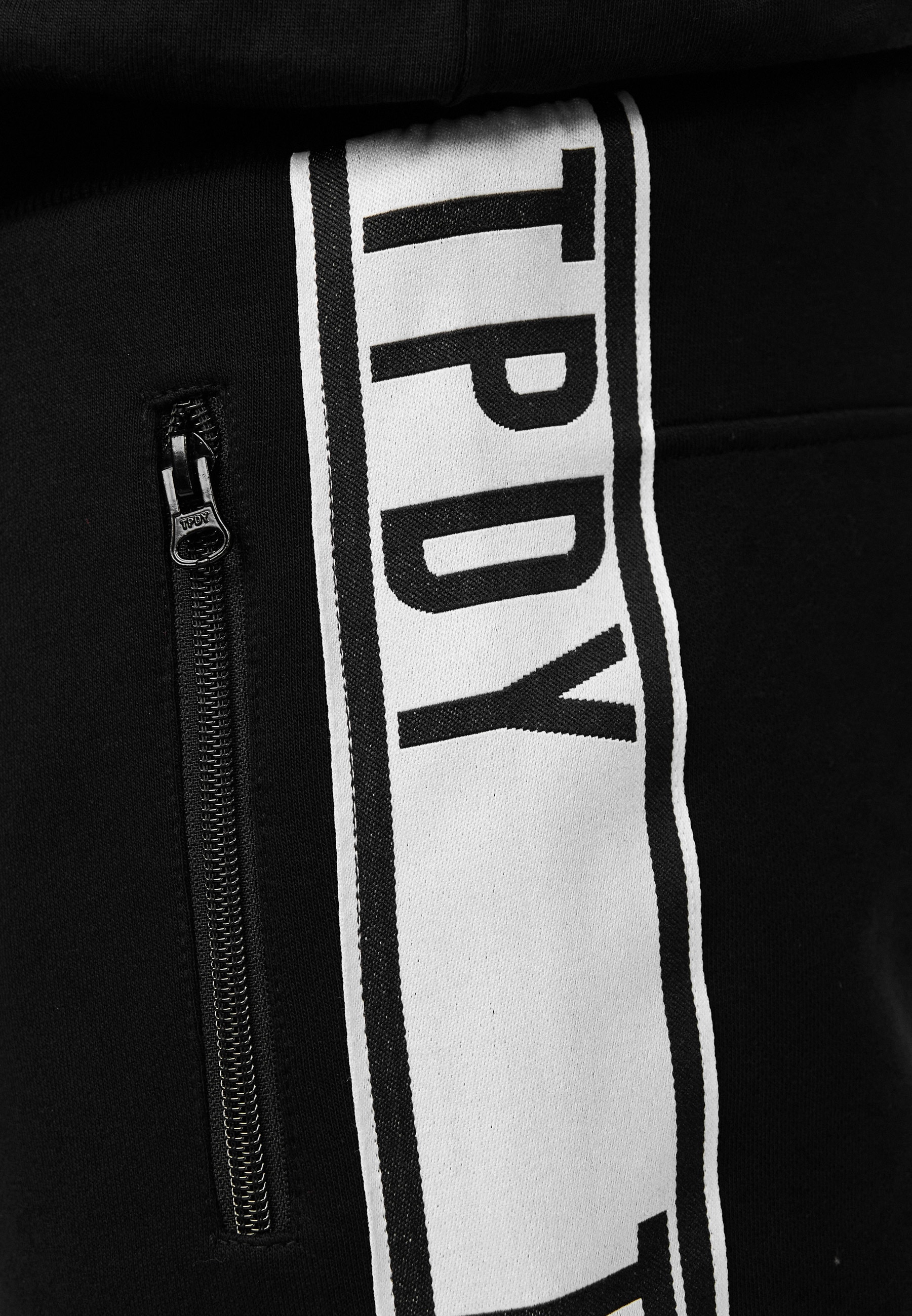 trueprodigy Shorts »Benjamin Kontraststreifen in weiß mit Logo«