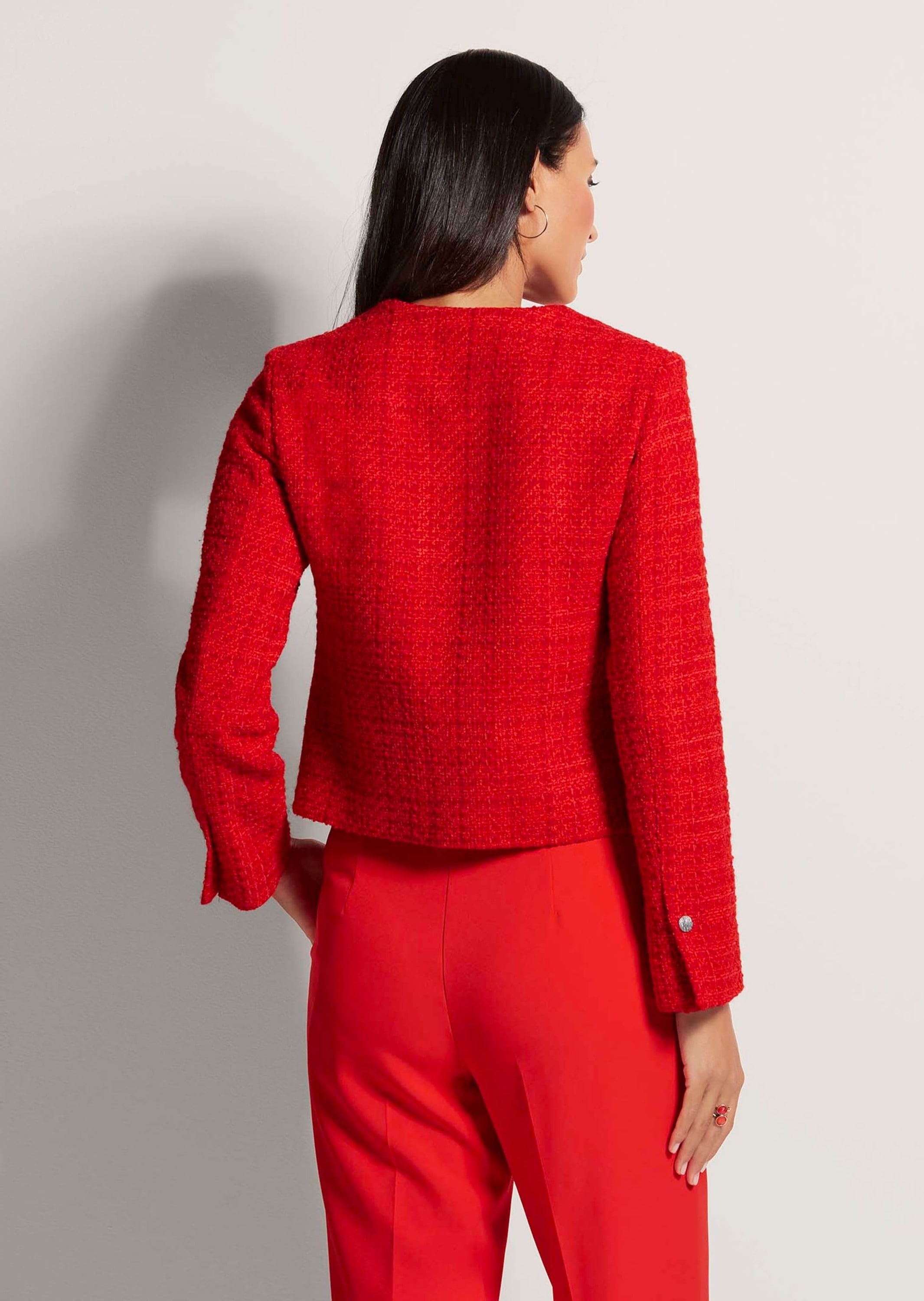 MADELEINE Jerseyblazer »Blazer Eleganter Tweed-Kurzblazer mit Metallknöpfen«