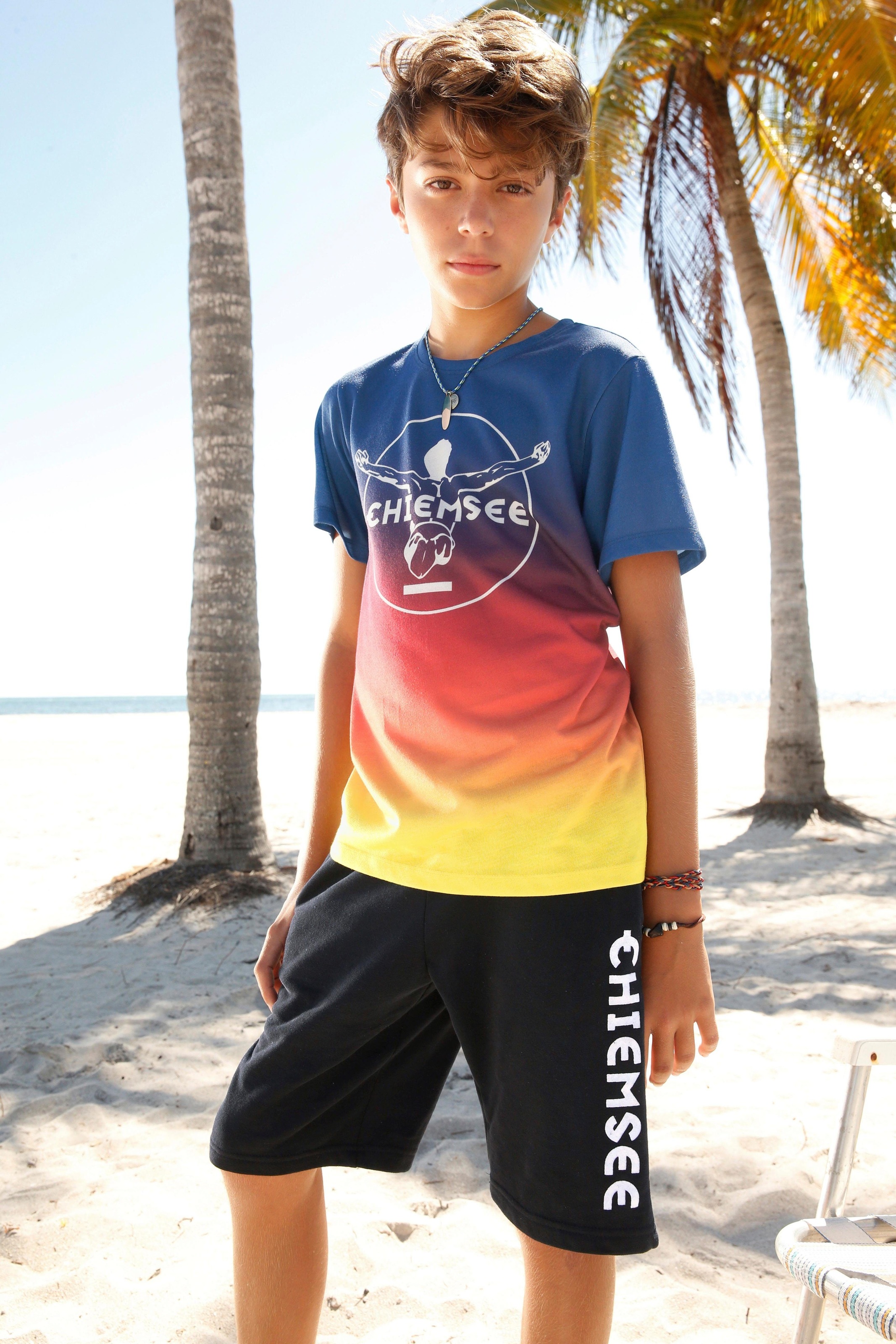 Chiemsee Farbverlauf mit im Druck bei T-Shirt, vorn