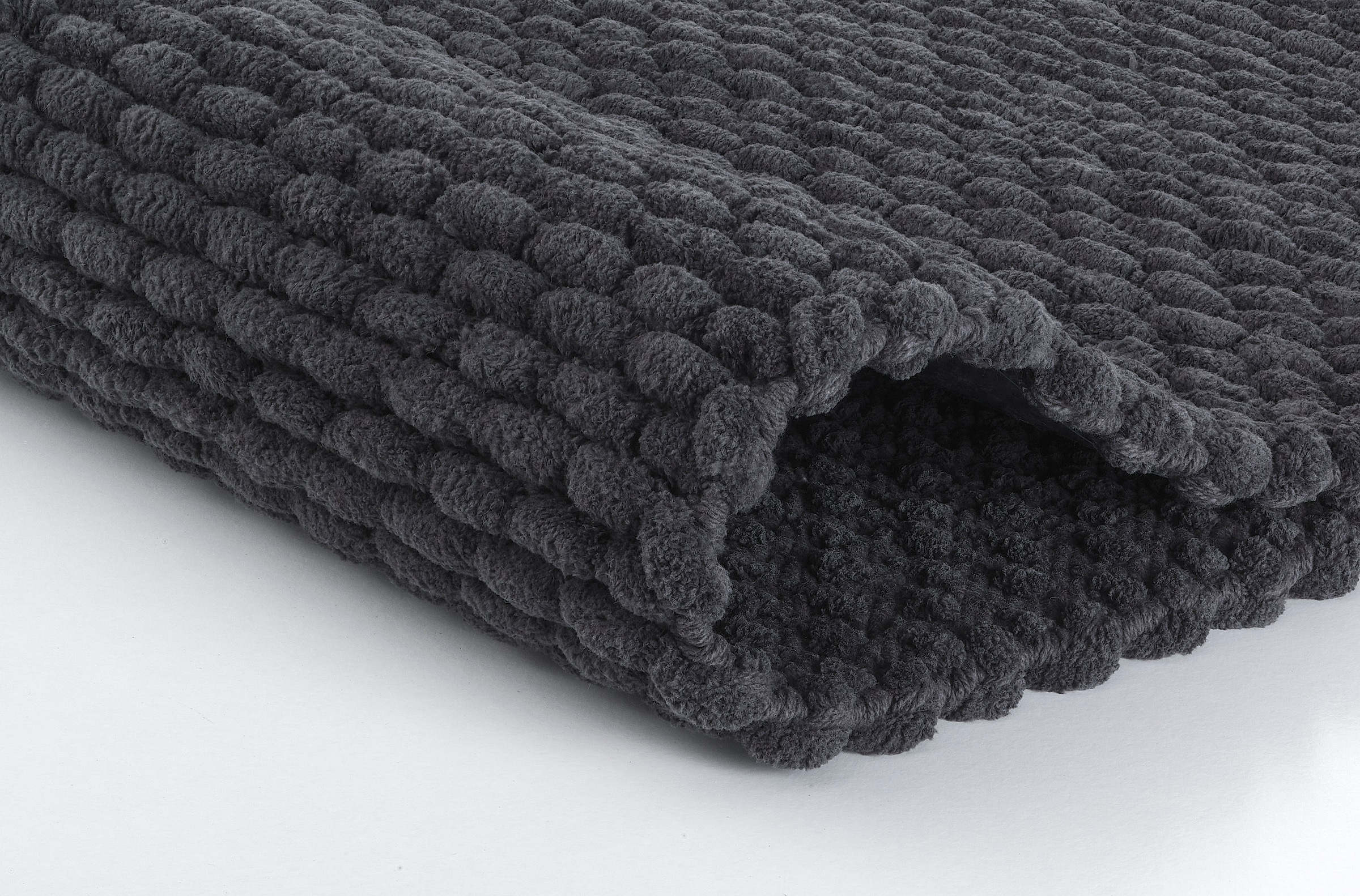 Kleine Wolke Badematte »Willow«, rutschhemmend beschichtet, fußbodenheizungsgeeignet, Badteppich, gewebt, Uni Farben, quadratisch oder rechteckig