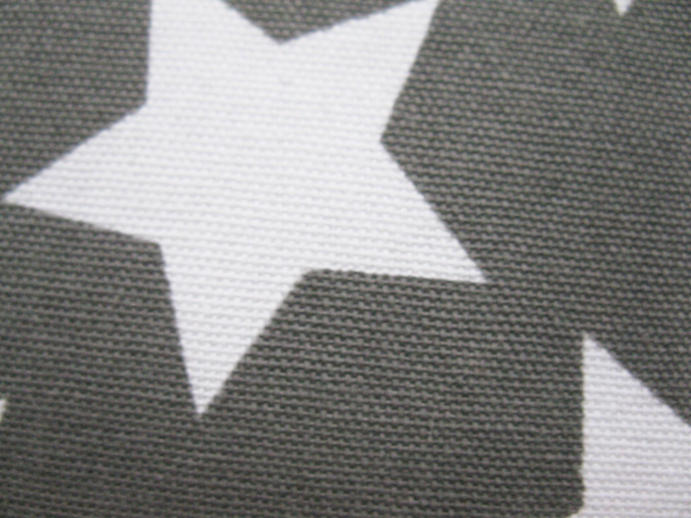 ELBERSDRUCKE Dekokissen »STARS ALLOVER«, Kissenhülle mit Polyesterfüllung  mit trendigen Stern-Motiven, 45x45 cm
