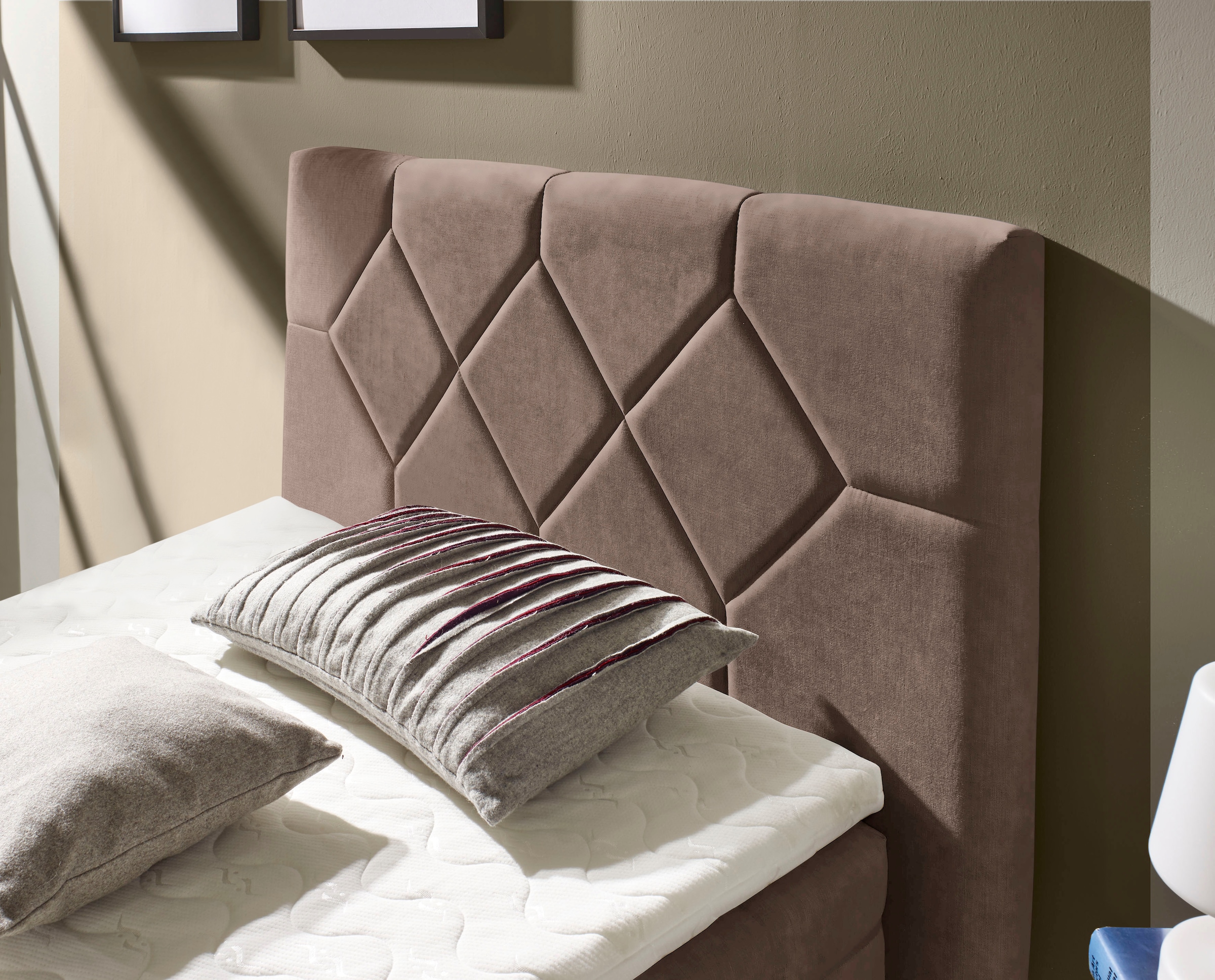 Places of Style Boxspringbett »Atlanta«, inklusive Topper und Bettkasten