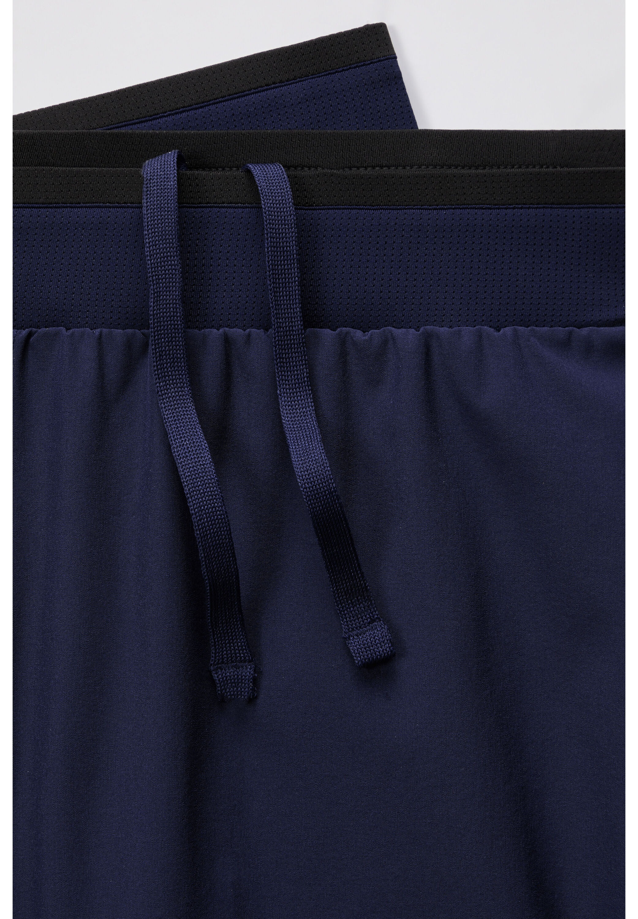 Fabletics Outdoorhose »Fabletics Shorts The Fundamental Short mit Innenhose 13cm«  mit Innenhose 13cm